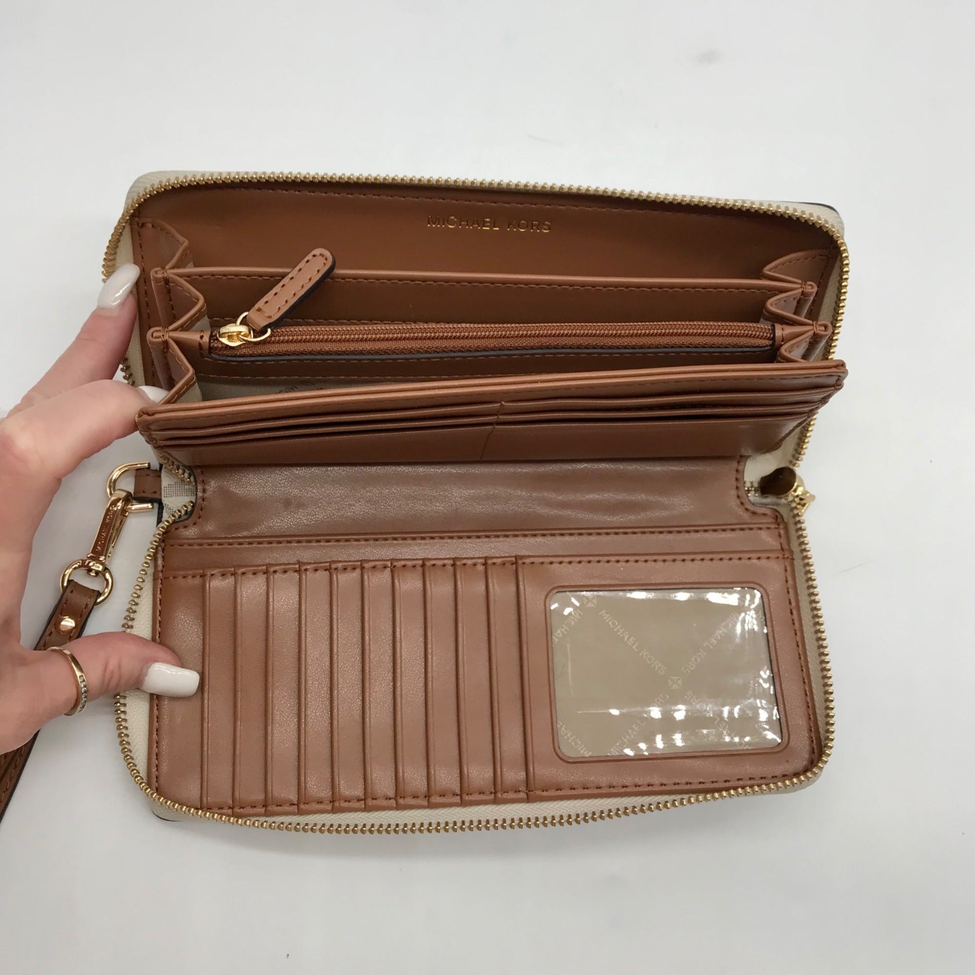 Michael Kors Vanilla Coated Canvas Monogram Jet Set Travel Continental Wallet
