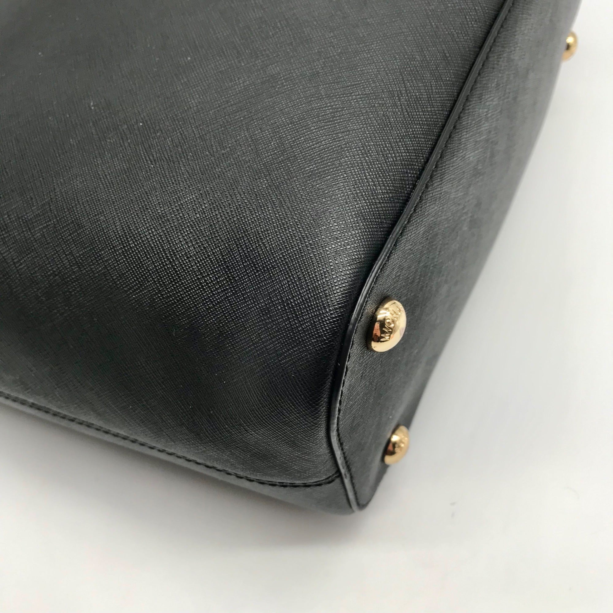 Michael Kors Black Saffiano Leather Large Jet Set Snap Pocket Tote Bag