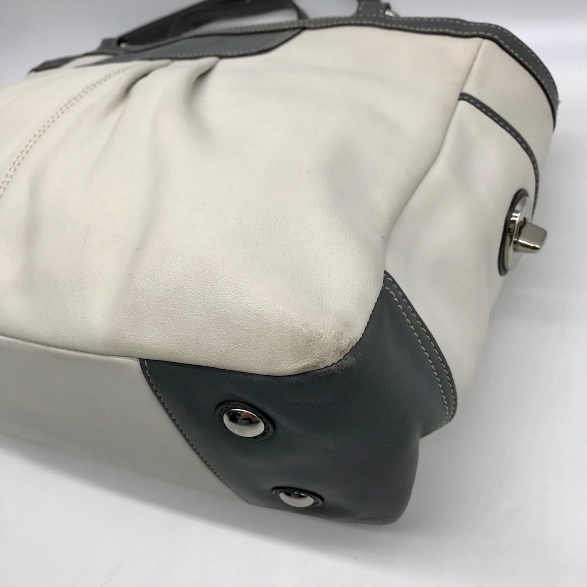 Coach Off White &amp; Grey Pleated Leather Gallery Tote Bag F13759