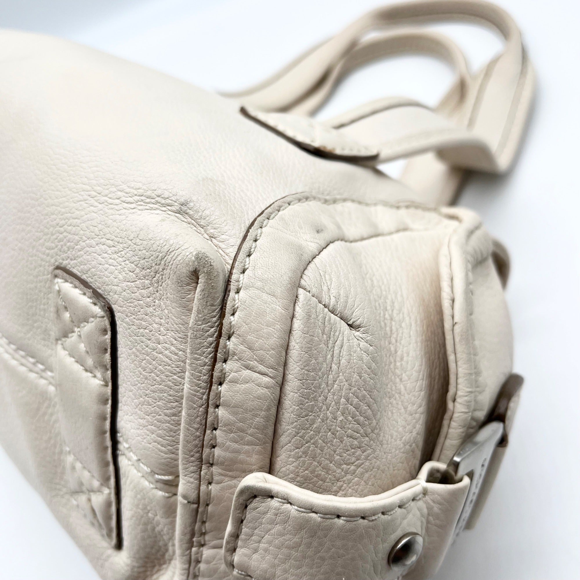 Michael Kors Ivory Pebbled Leather Vintage Shoulder Bag