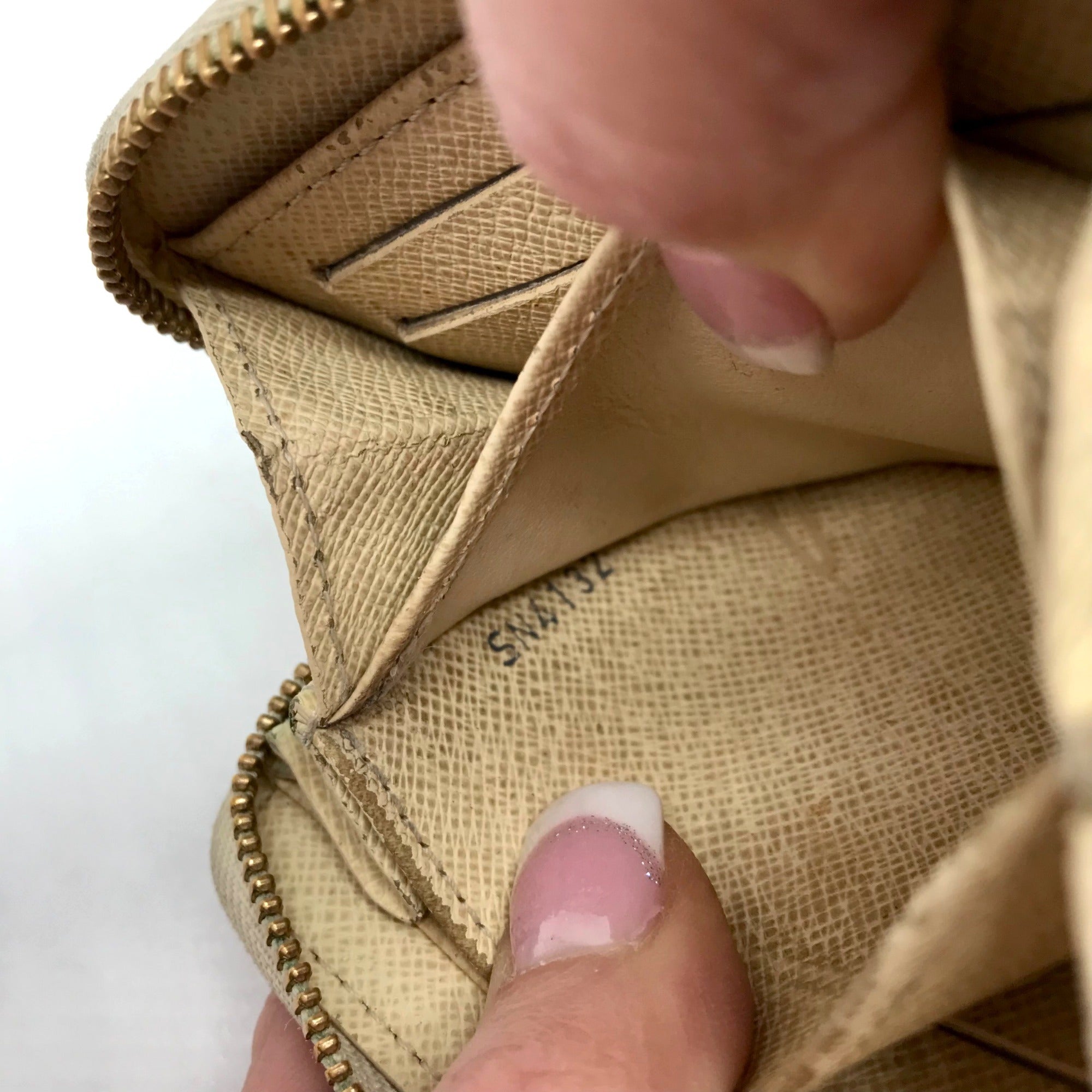 Louis Vuitton Damier Azur Zippy Coated Canvas Coin Wallet