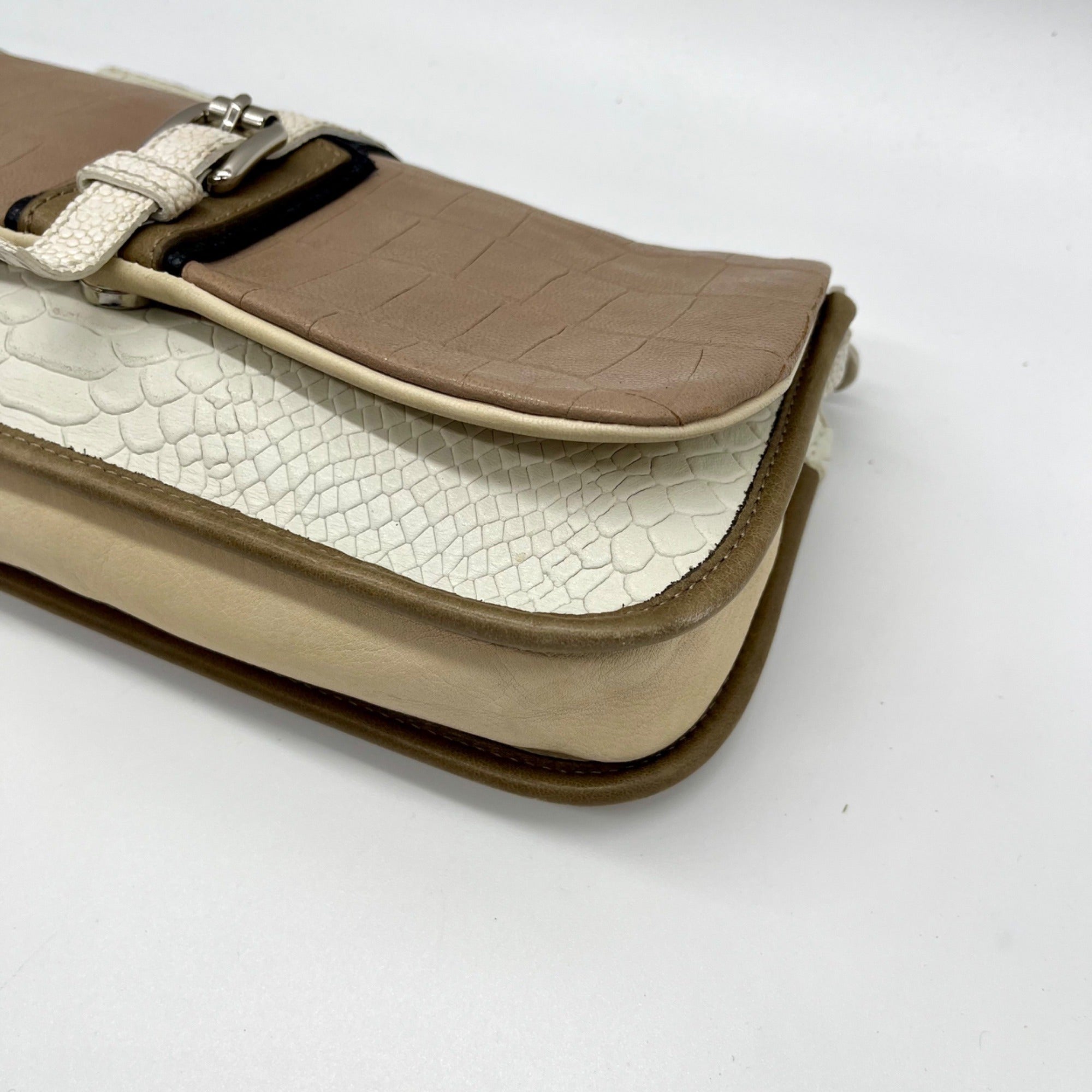 LongChamp Beige Leather Shoulder Bag