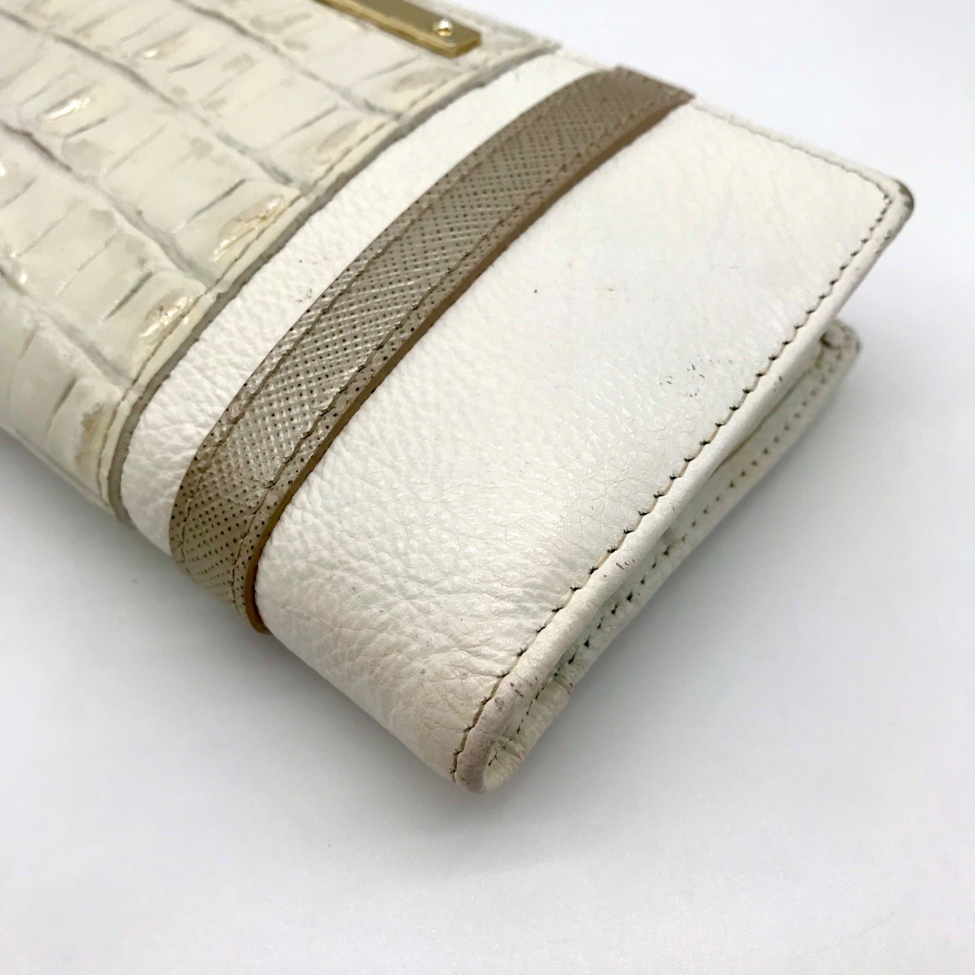 Brahmin White &amp; Macaroon Lady Vineyard Croc-Embossed Leather Melbourne Wallet