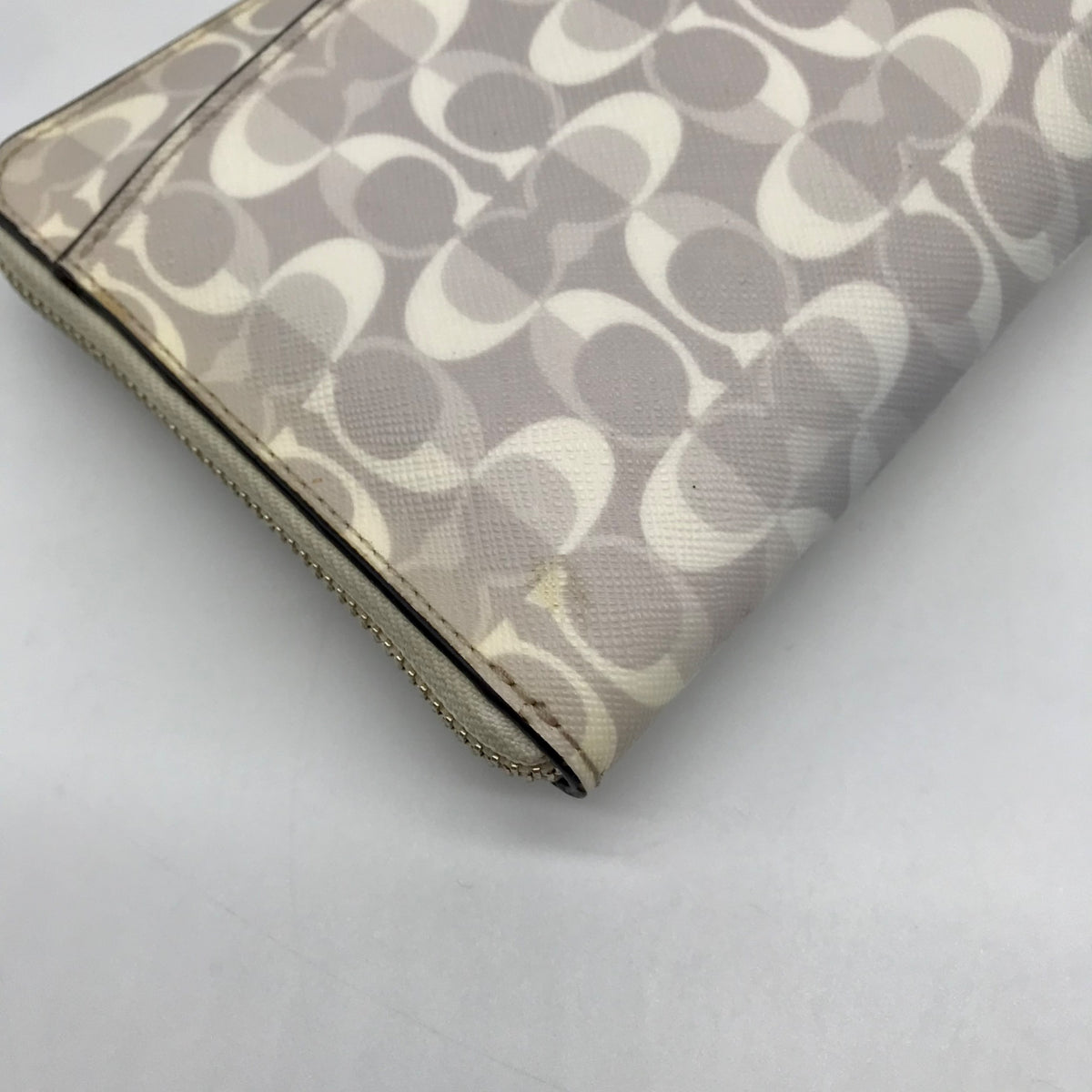 Coach White Coated Canvas Peyton Dream Convertible Wristlet
