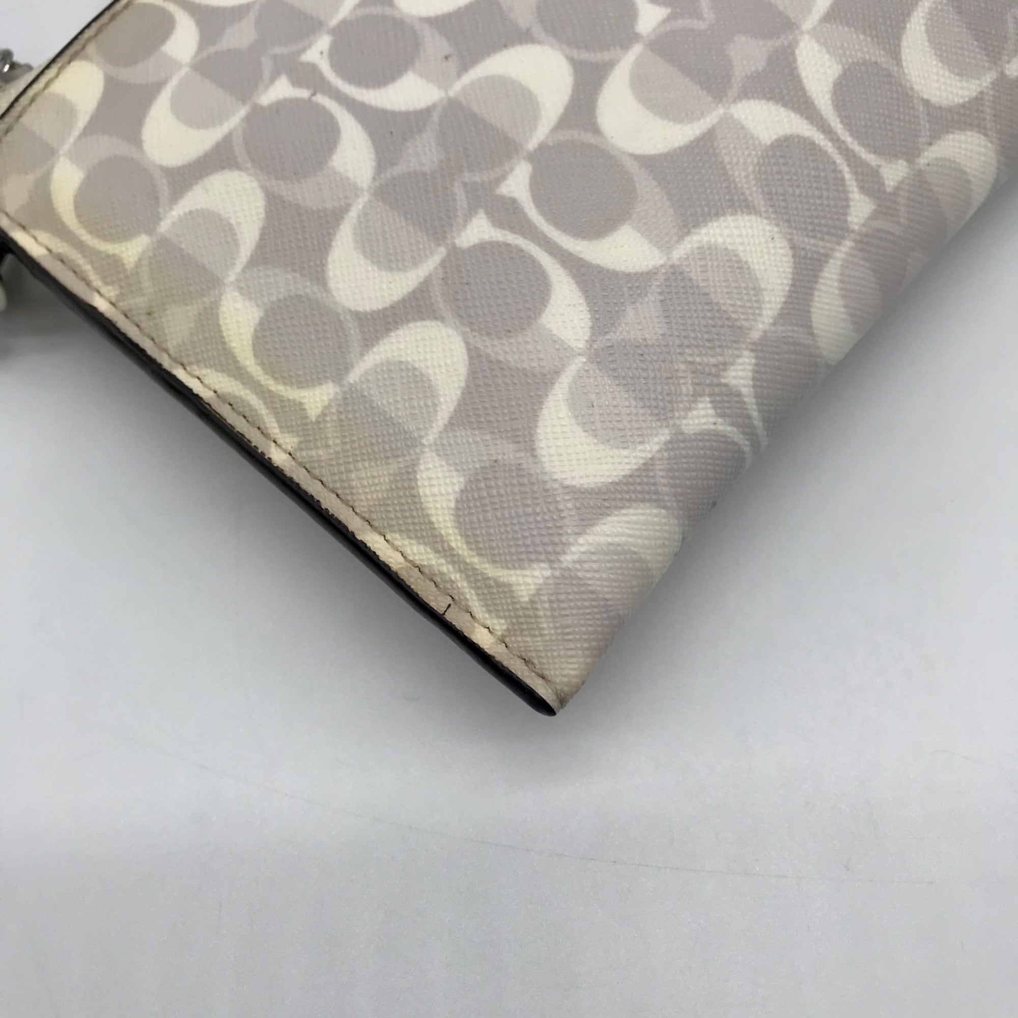 Coach White Coated Canvas Peyton Dream Convertible Wristlet