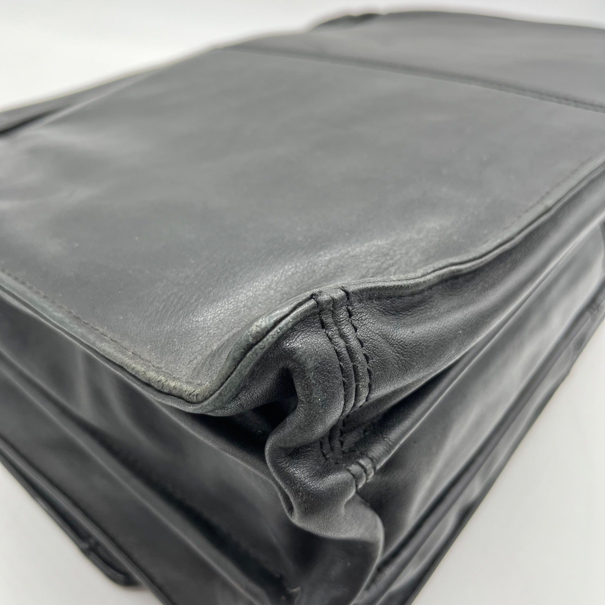 Kenneth Cole Black Leather Briefcase