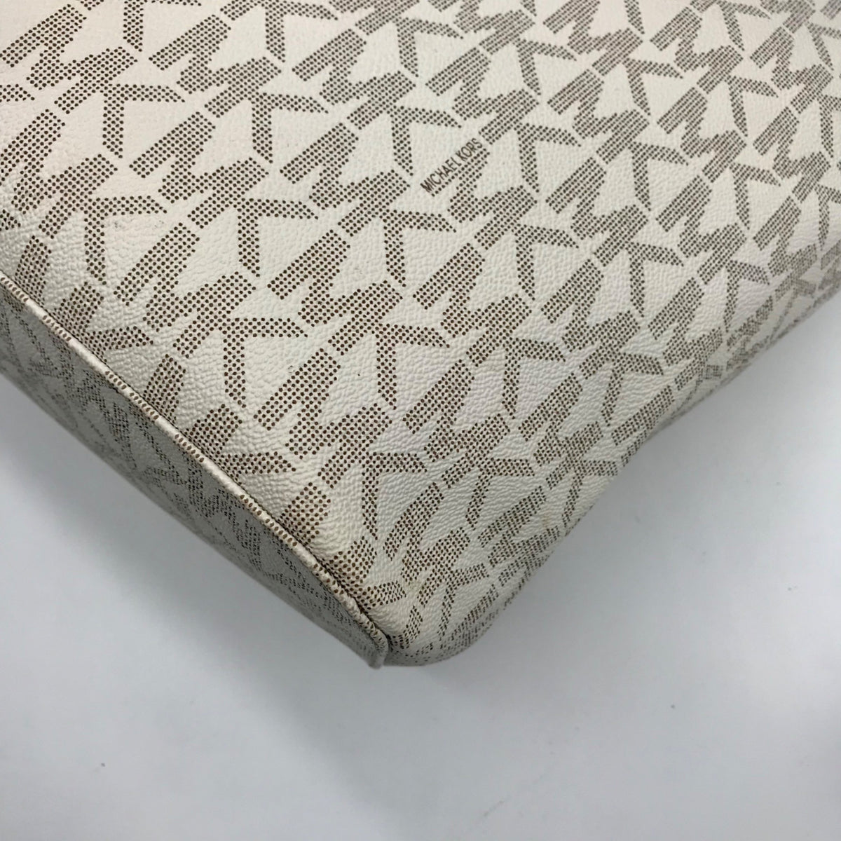 Michael Kors Cream Faux Leather Jet Set Travel Size Tote Bag