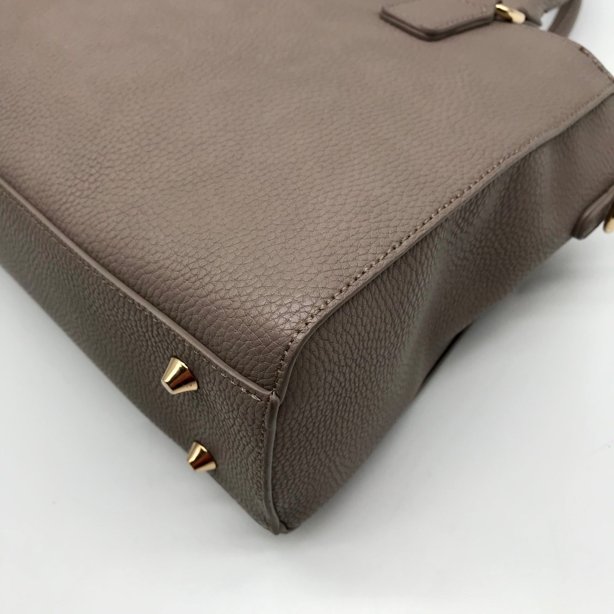 Miztique Gray Pebbled Satchel Bag