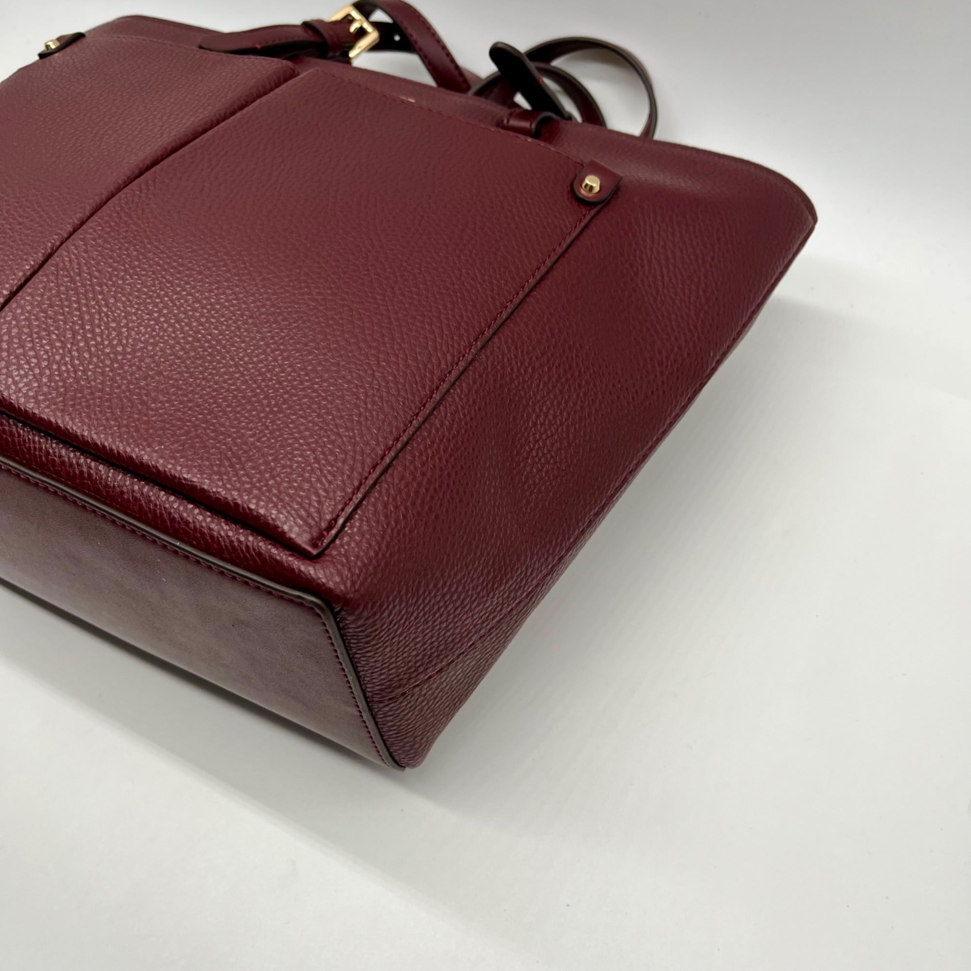 Michael Kors Purple Leather Medium Pocket tote Bag