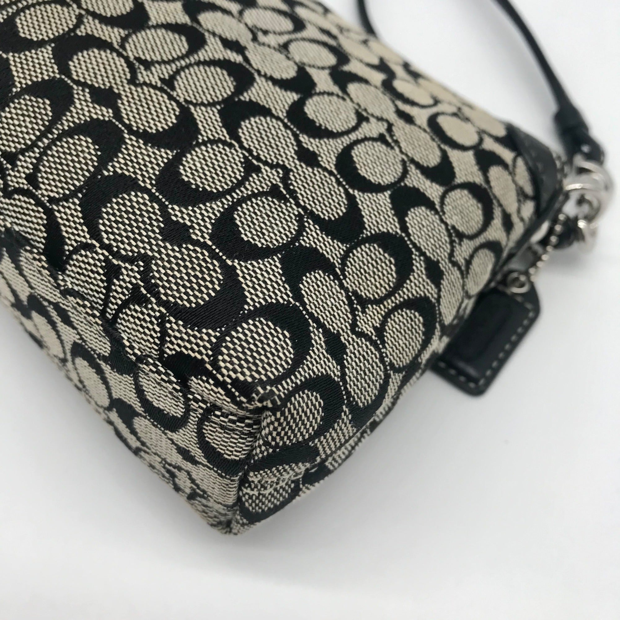Coach Black &amp; Gray Signature Canvas Turn-lock Wristlet