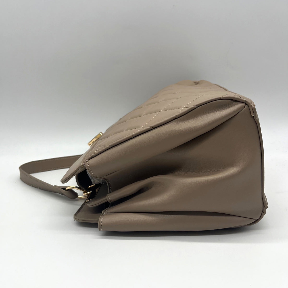 Badgley Mischka Nude Quilted Faux Leather Convertible Handbag