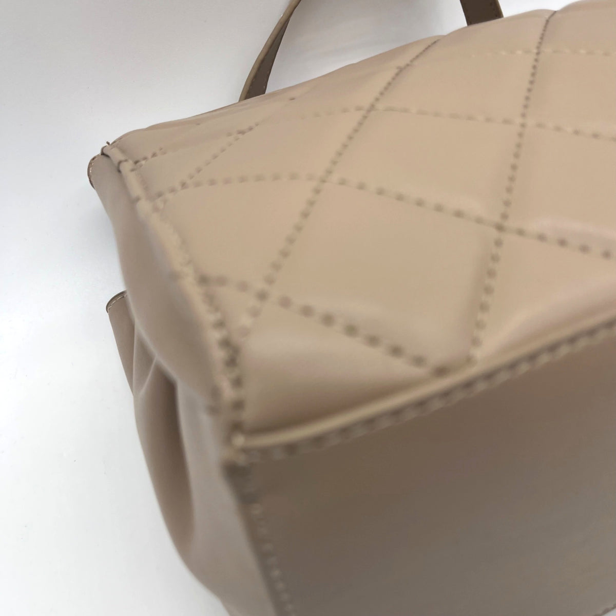 Badgley Mischka Nude Quilted Faux Leather Convertible Handbag