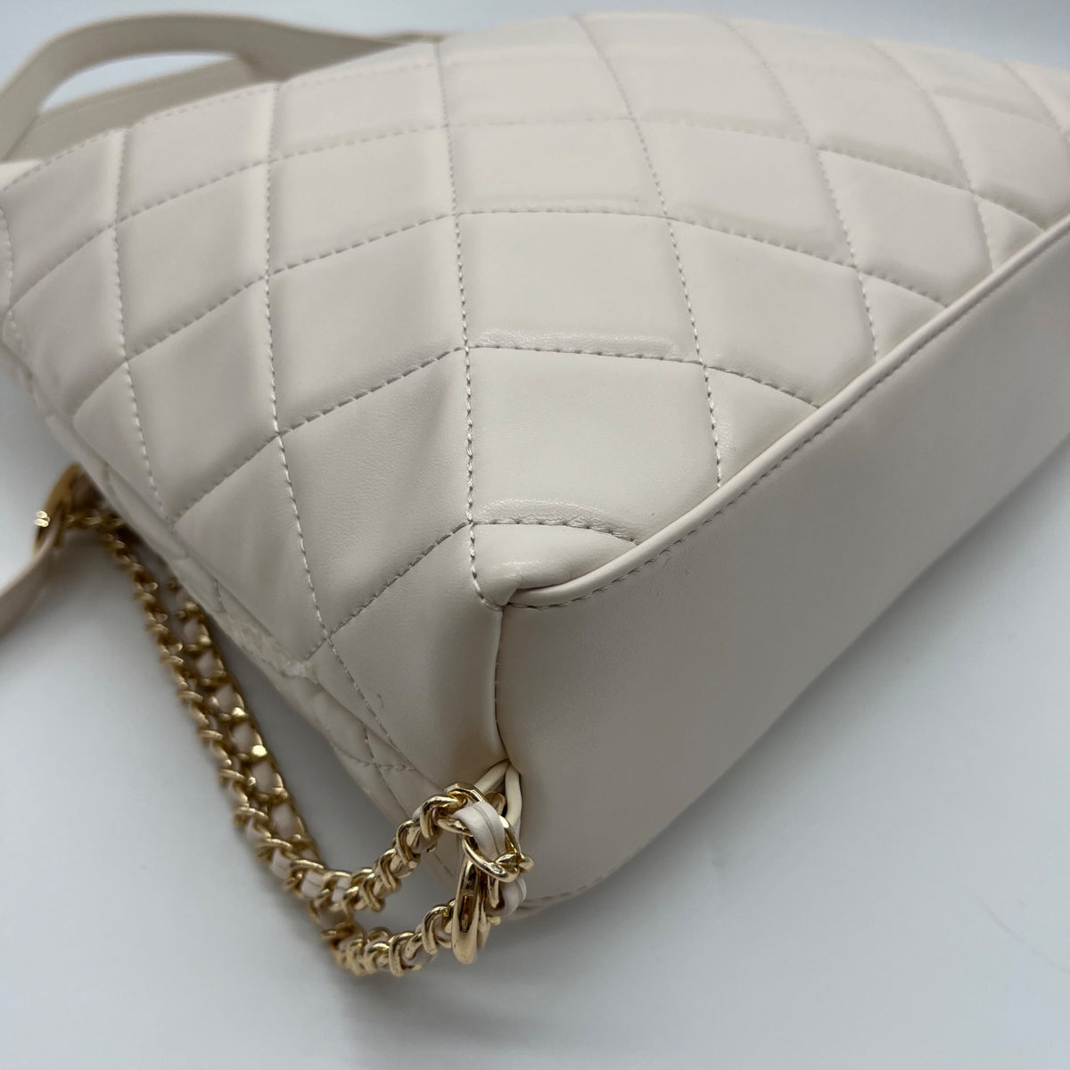 Like Dreams Ivory Quilted Convertible Shoulder Bag With Wallet