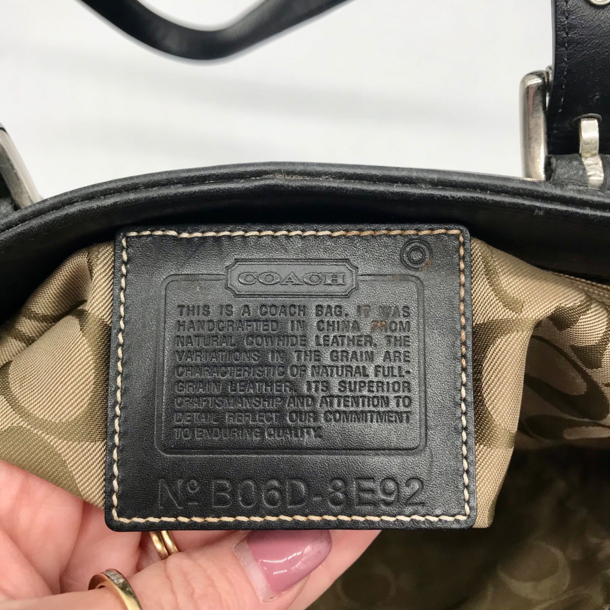 Coach Black Leather Hamptons Shoulder Bag 8E92