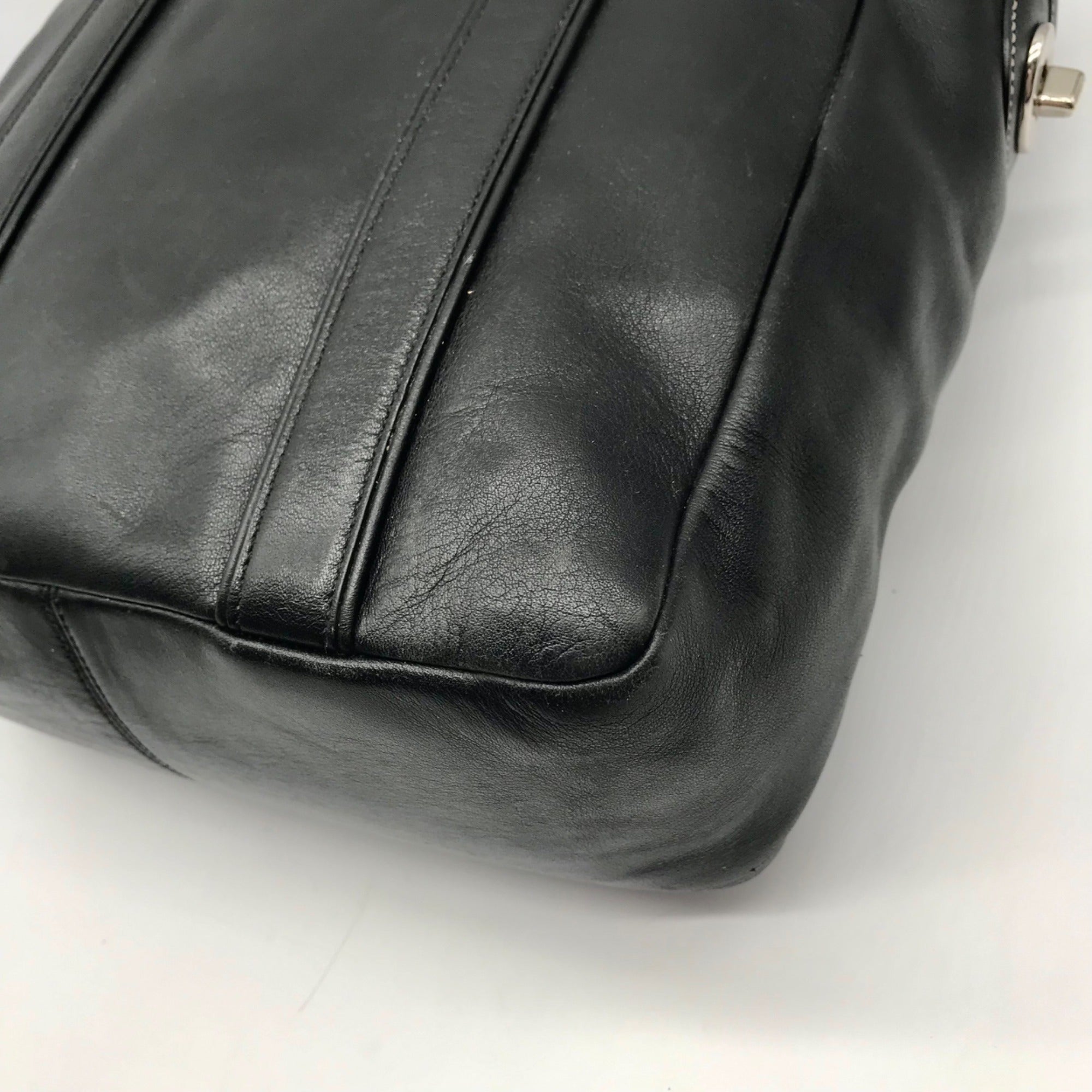 Coach Black Leather Hamptons Shoulder Bag 8E92