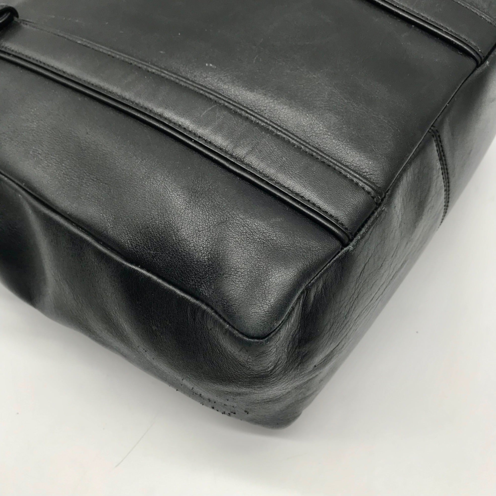 Coach Black Leather Hamptons Shoulder Bag 8E92