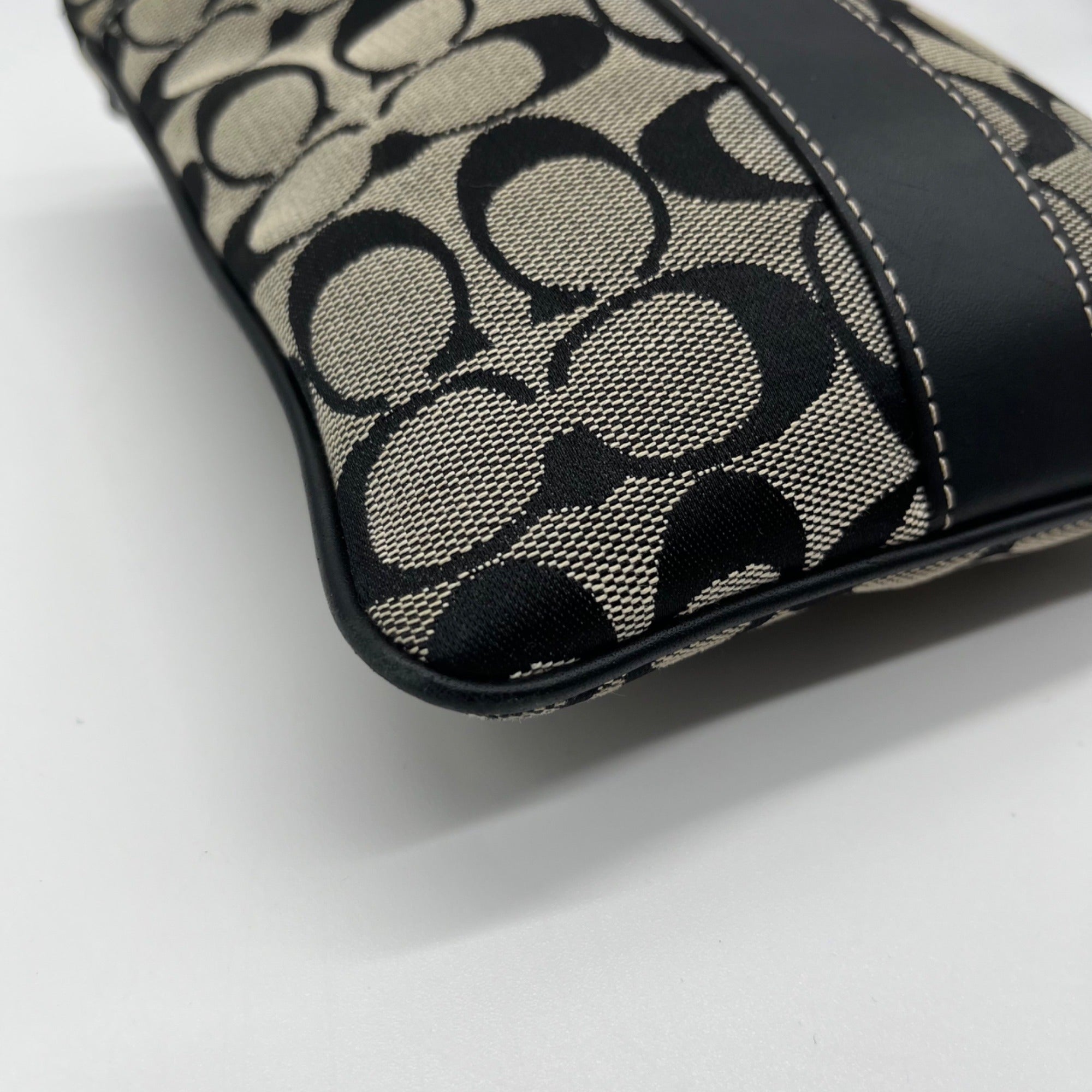 Coach Swingpack Crossbody Purse