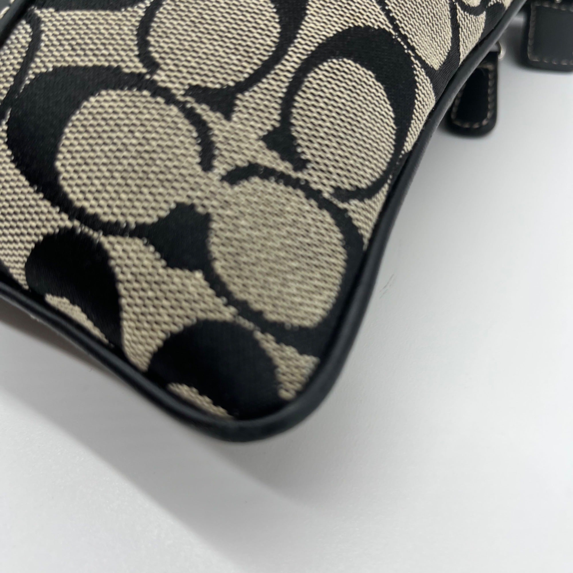 Coach Swingpack Crossbody Purse