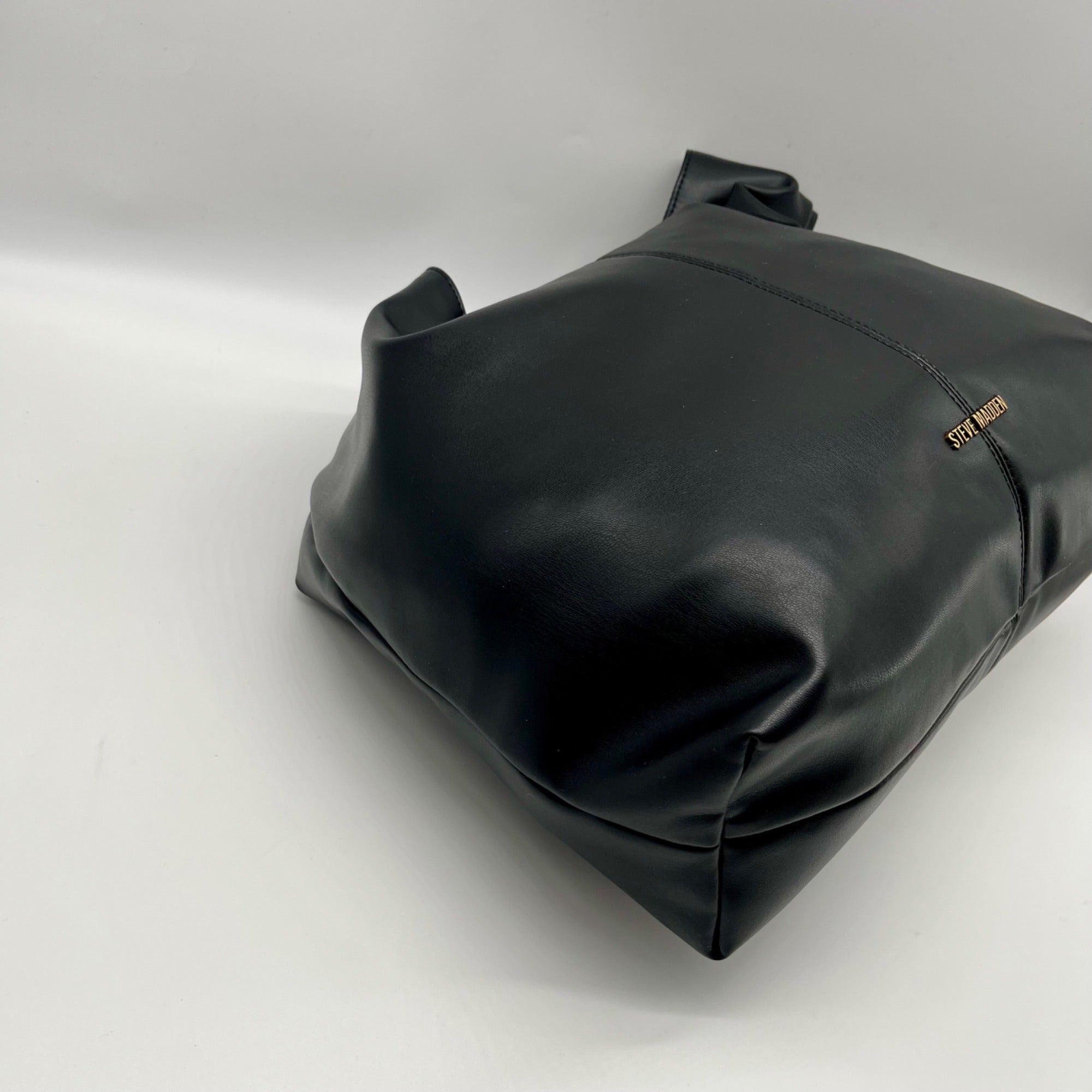 Steve Madden Black Leather Shoulder Bag