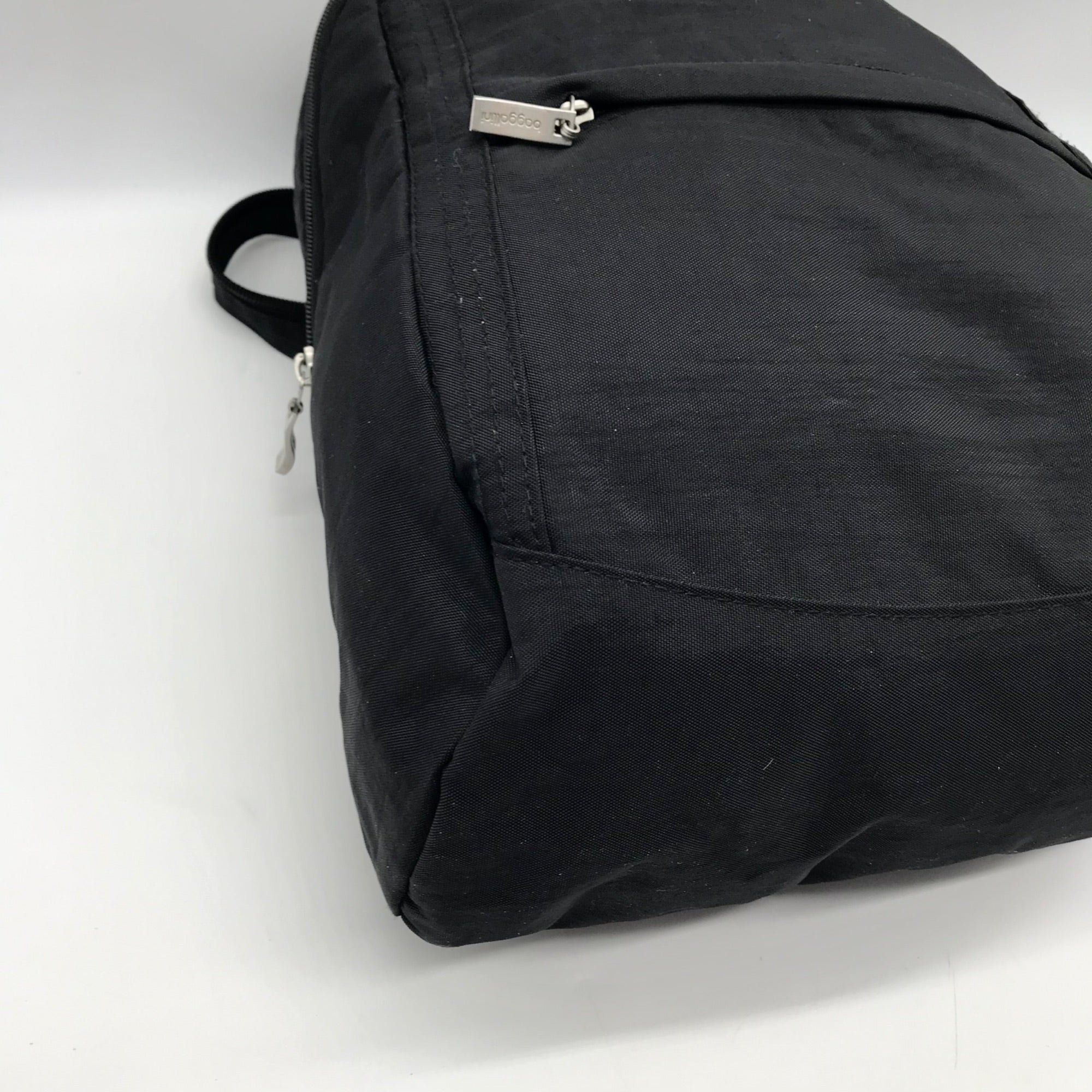 Baggallini Black Nylon Excursion Convertible Sling Bag