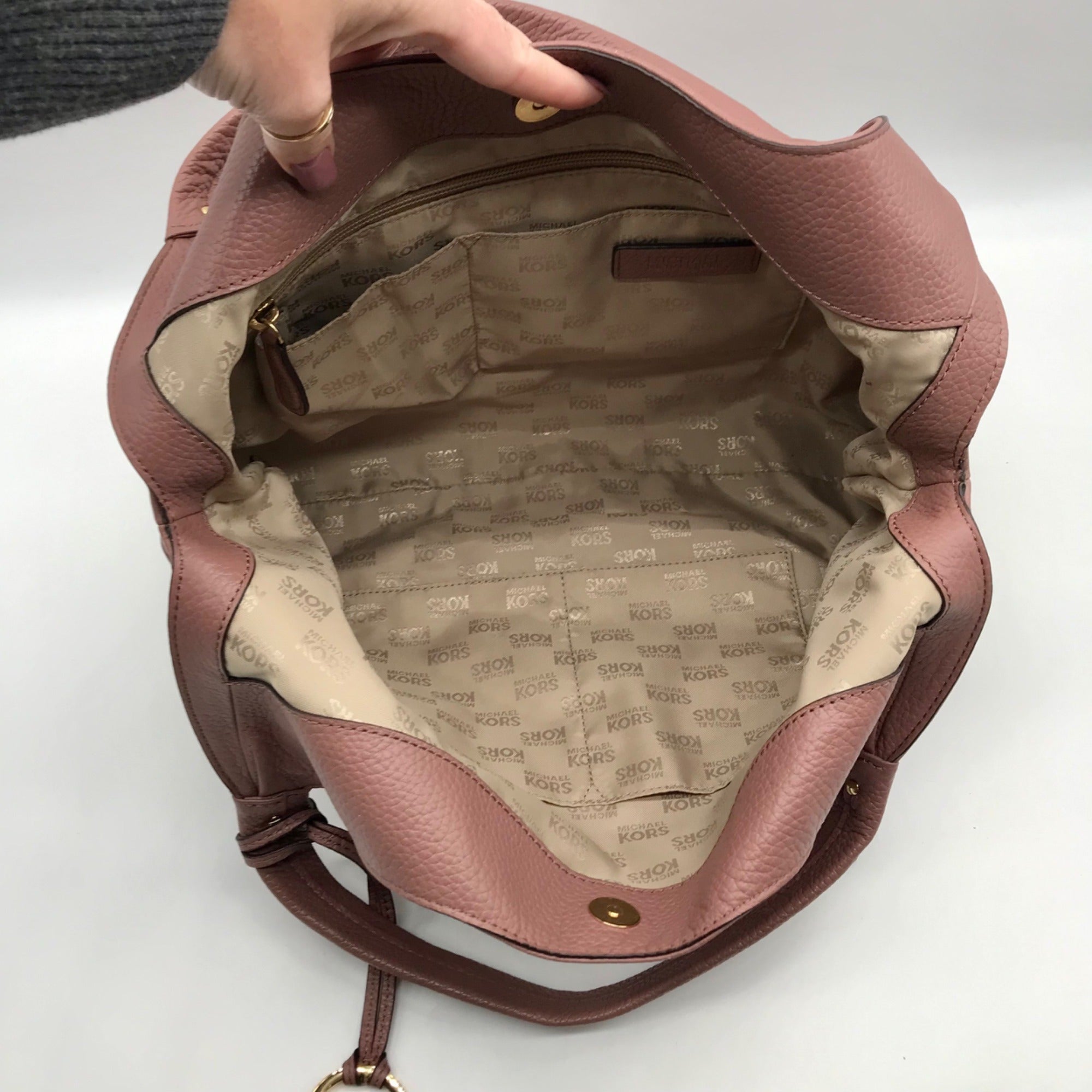 Michael Kors Mauve Pebbled Leather Austin Hobo Bag