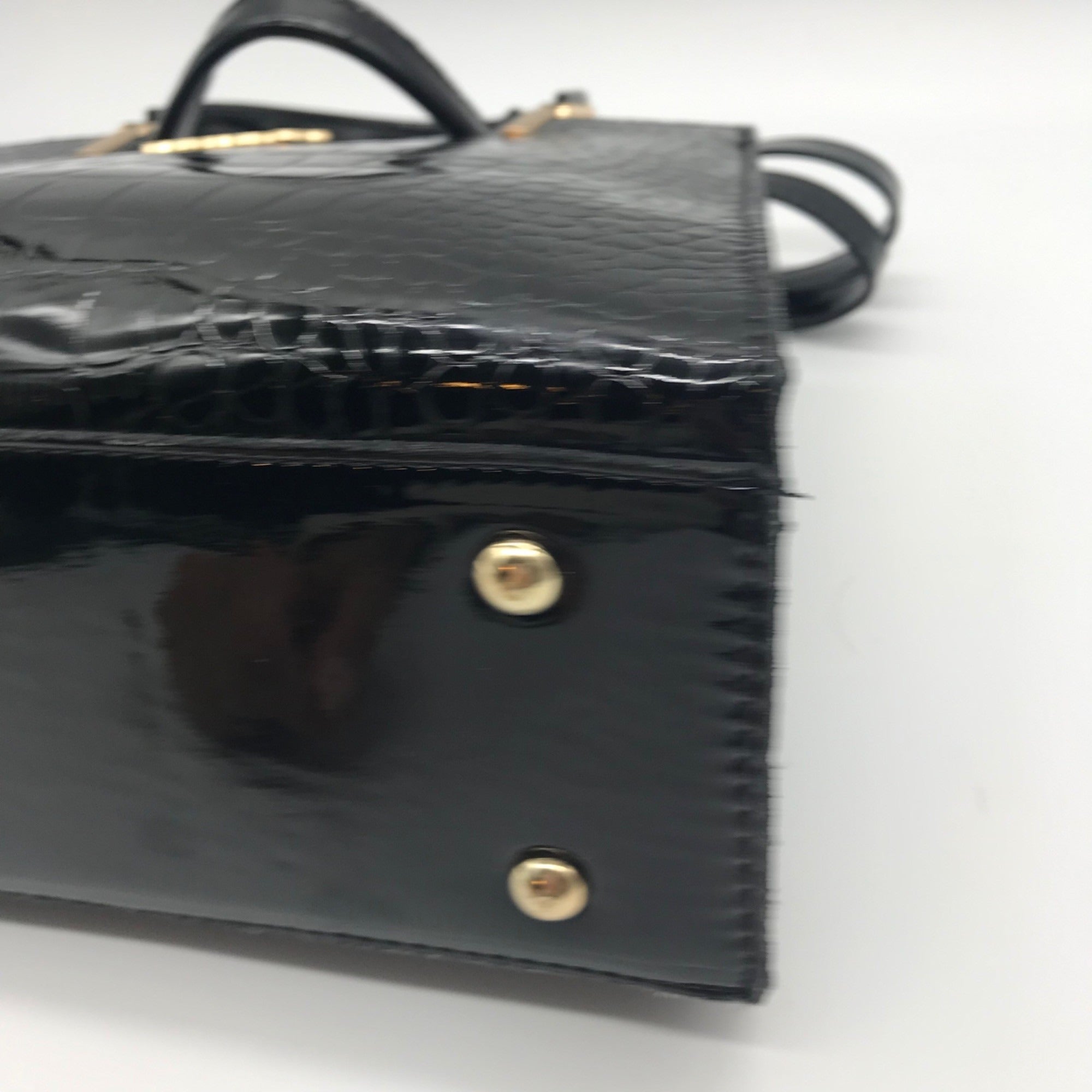Danbaoly Black Croc-Embossed Shoulder Bag