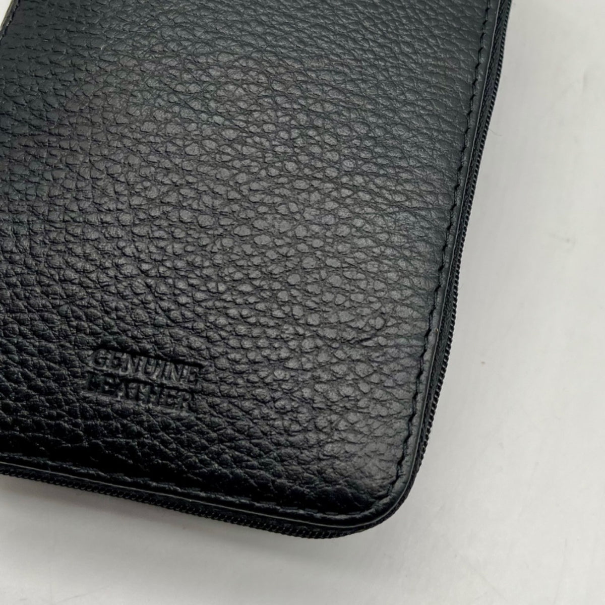 Giani Bernini Black Softy Leather Tech Crossbody Wallet