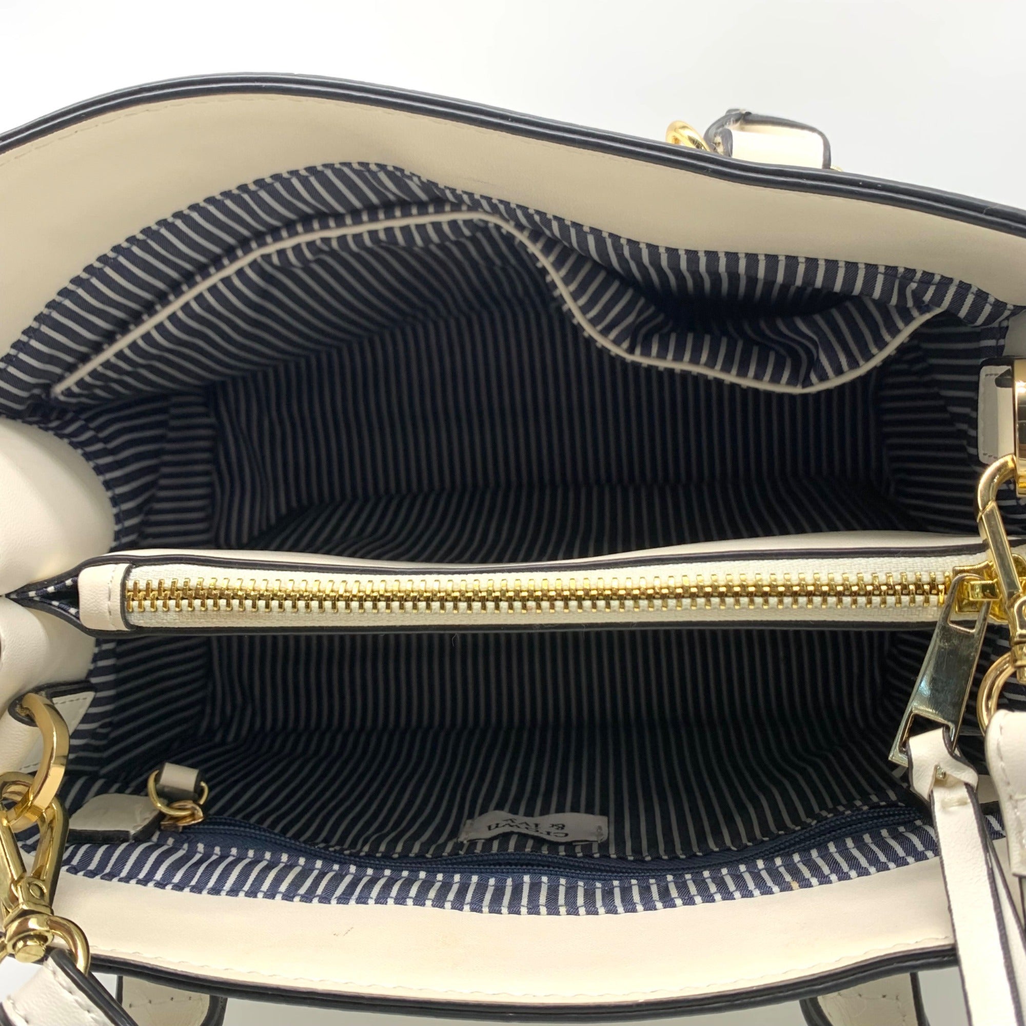 Crown &amp; Ivy White Convertible Crossbody Satchel