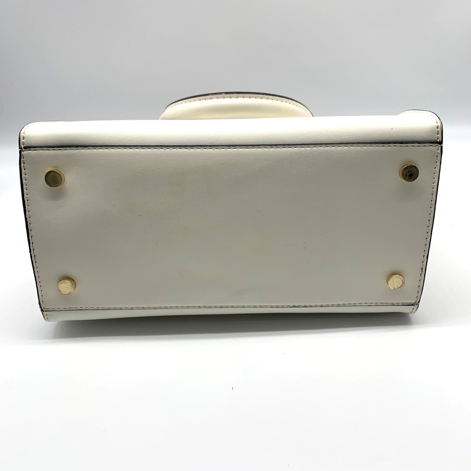 Crown &amp; Ivy White Convertible Crossbody Satchel