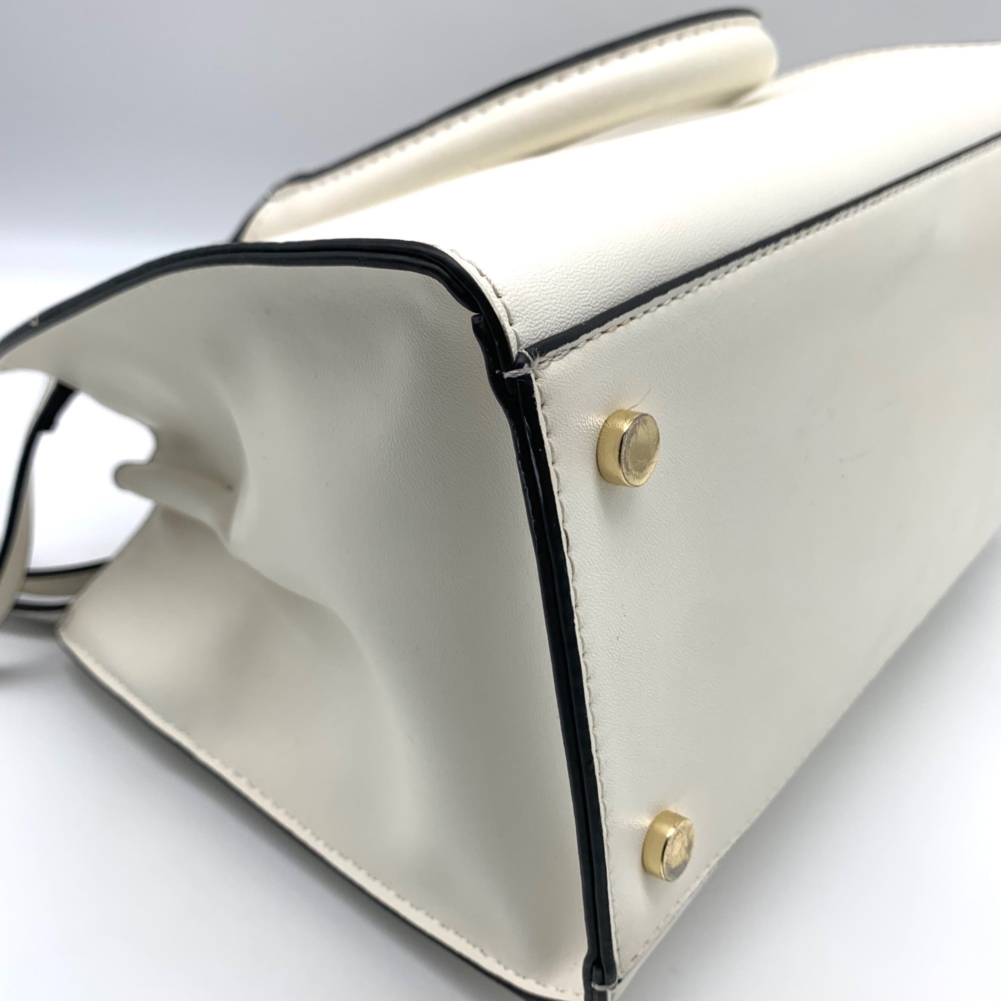 Crown &amp; Ivy White Convertible Crossbody Satchel