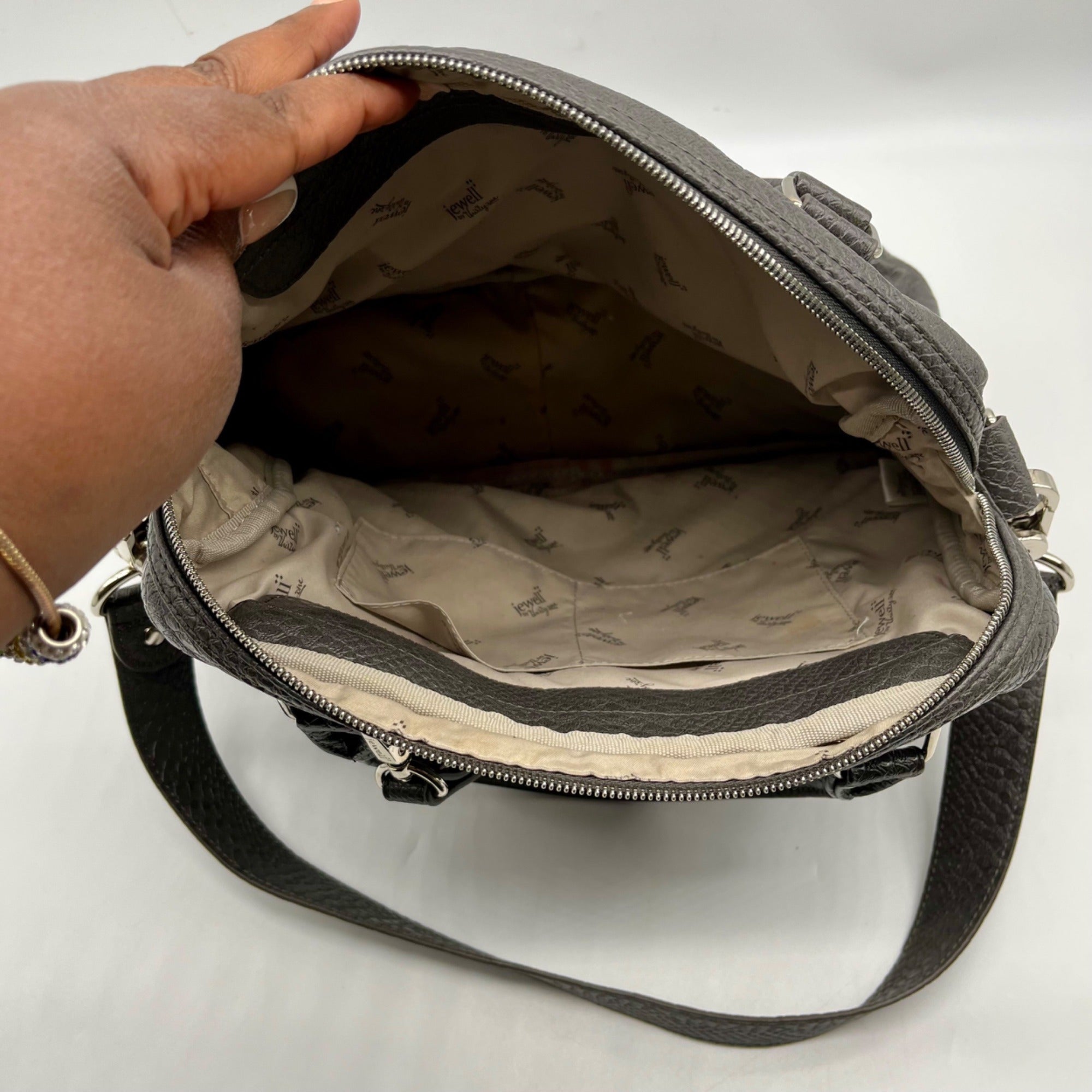 Jewell Grey Faux Leather Thirty-One Couture Street