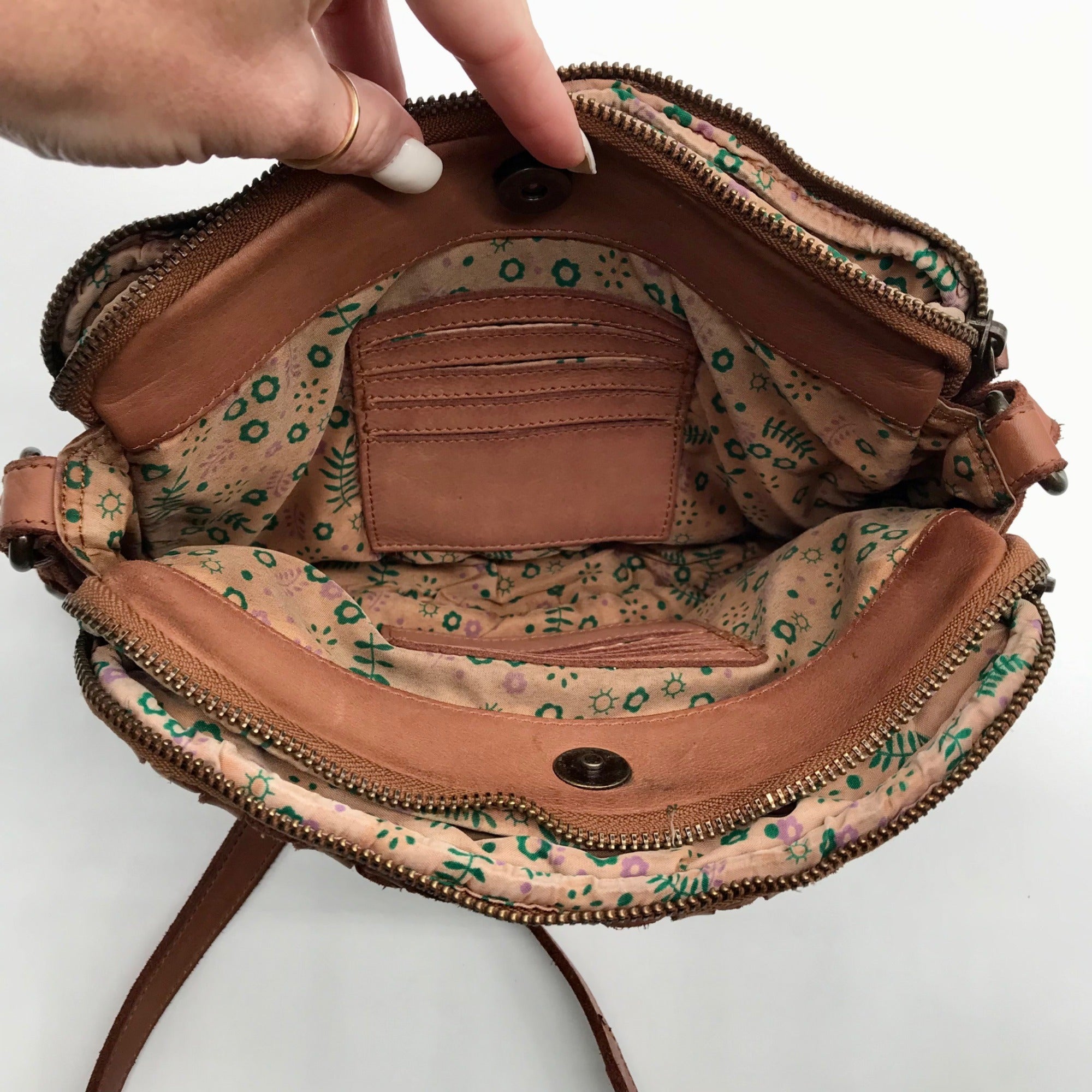 In Leatherz Brown Leather Artisan Crossbody Bag