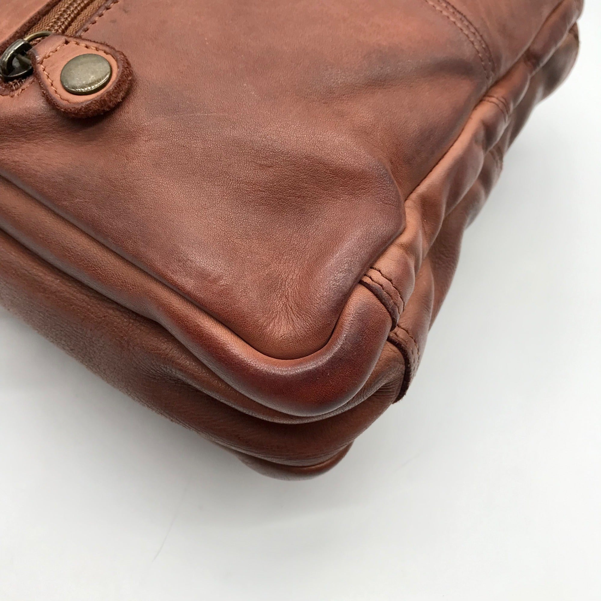 In Leatherz Brown Leather Artisan Crossbody Bag