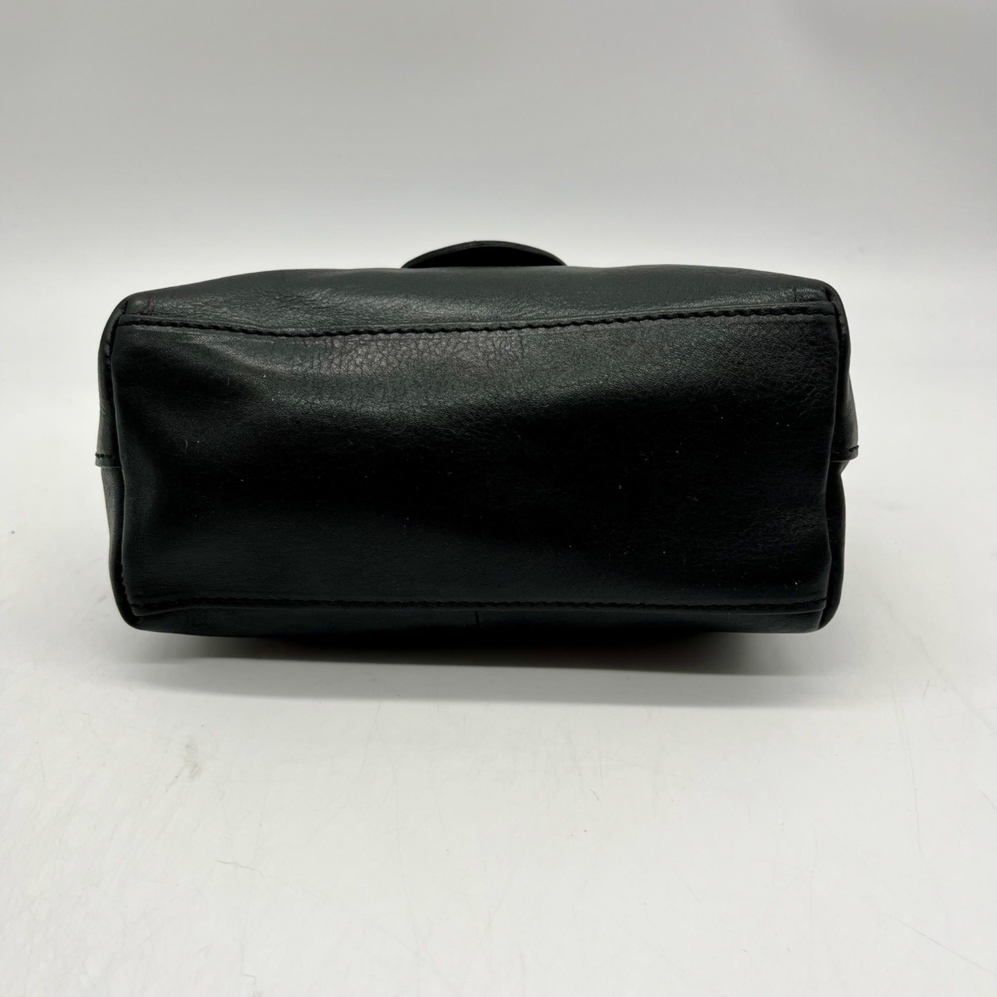 Old Trend Black Leather Crossbody Mini Bag