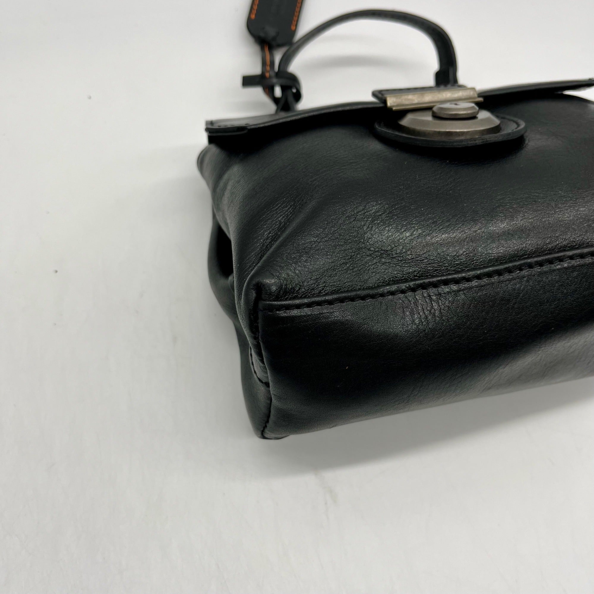 Old Trend Black Leather Crossbody Mini Bag