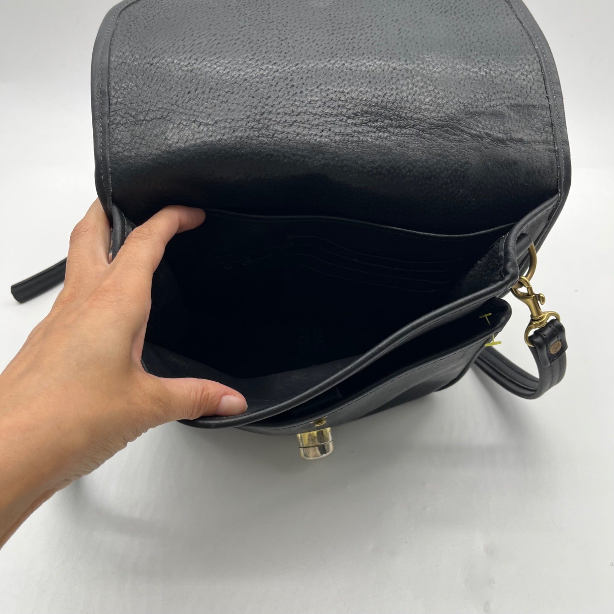 Brown Leaf Leather Shoulder Bag