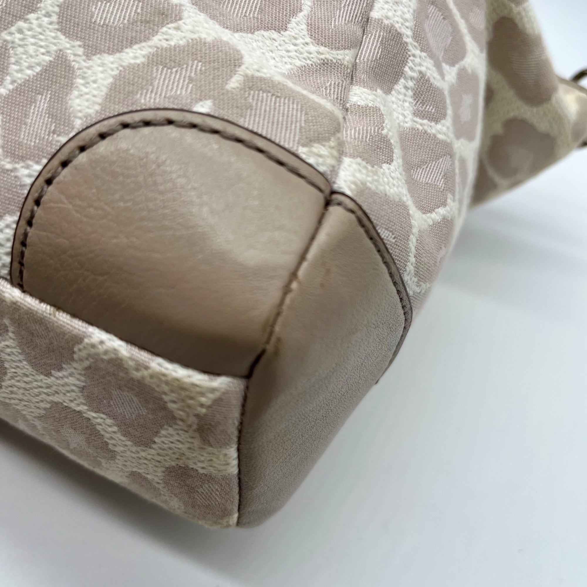 Coach Madison Beige Canvas Leopard Print Shoulder Bag 8373