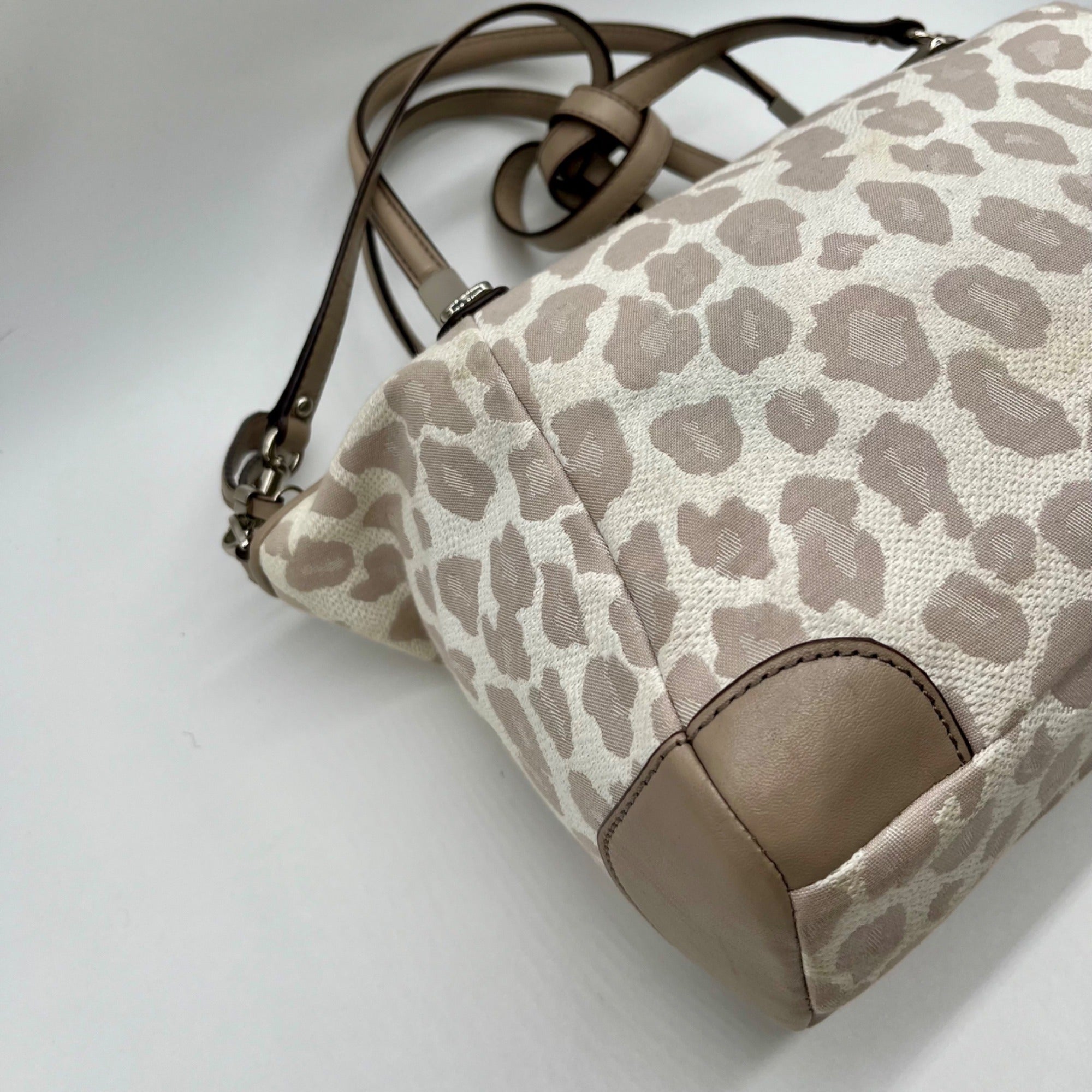 Coach Madison Beige Canvas Leopard Print Shoulder Bag 8373