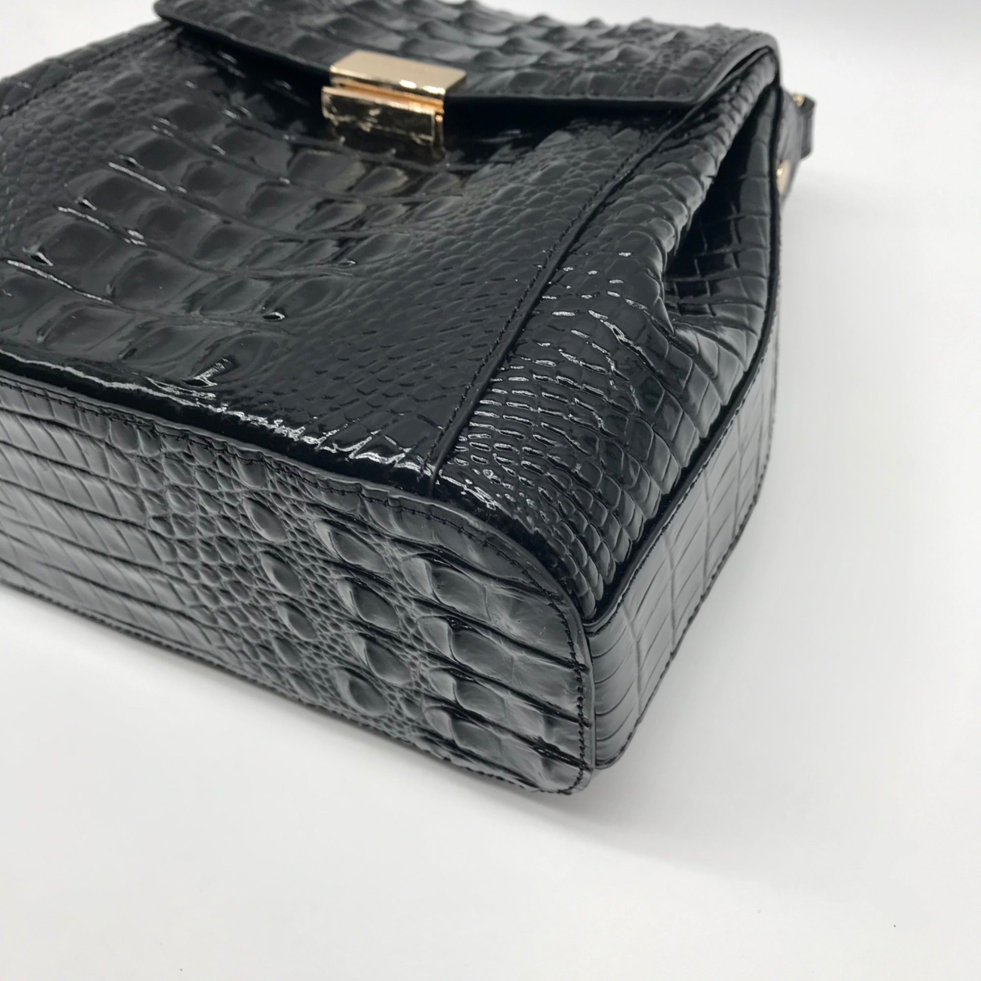 Brahmin Black Leather Crocodile Margo Crossbody Bag