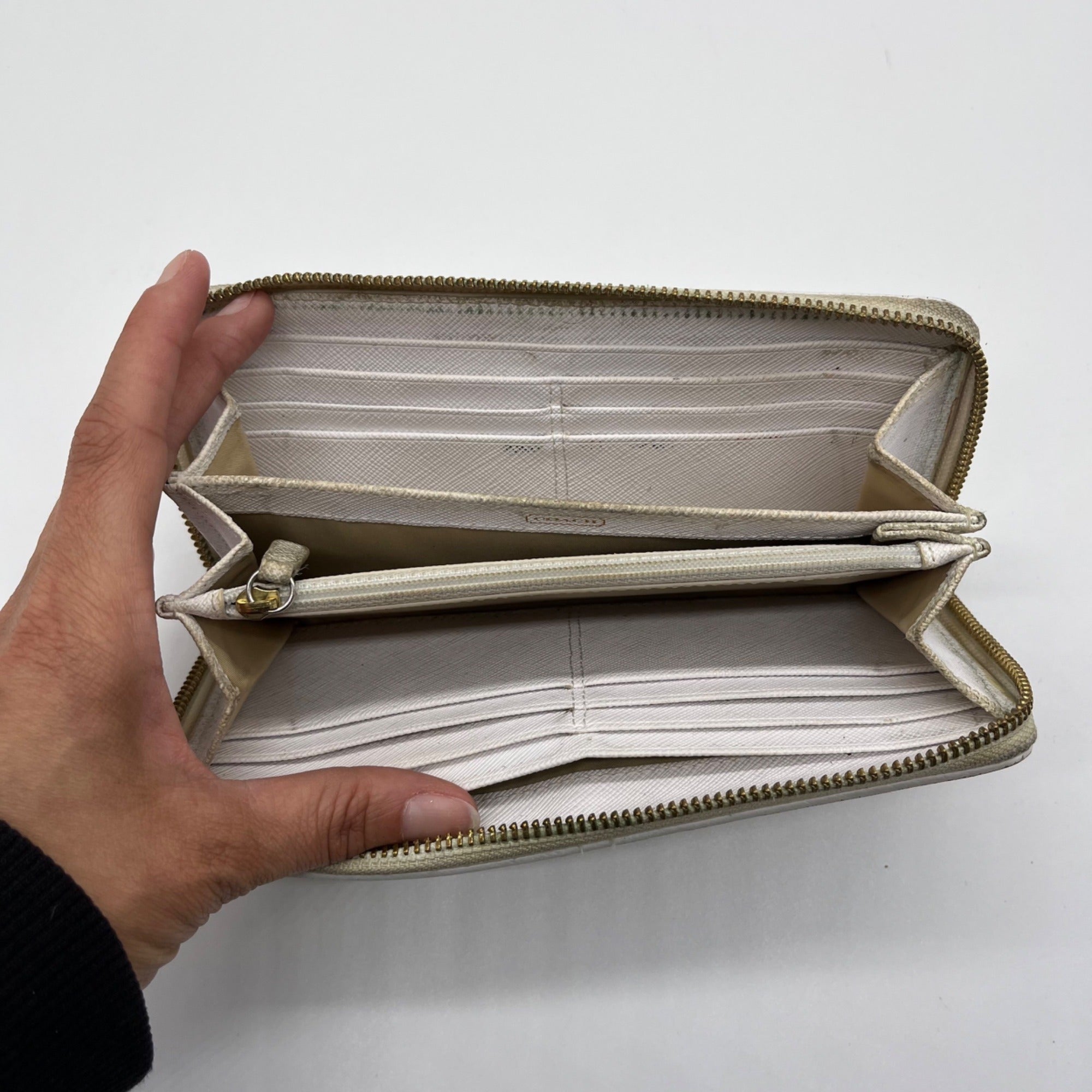 Coach Beige Madison Op Art Accordion Zip Wallet