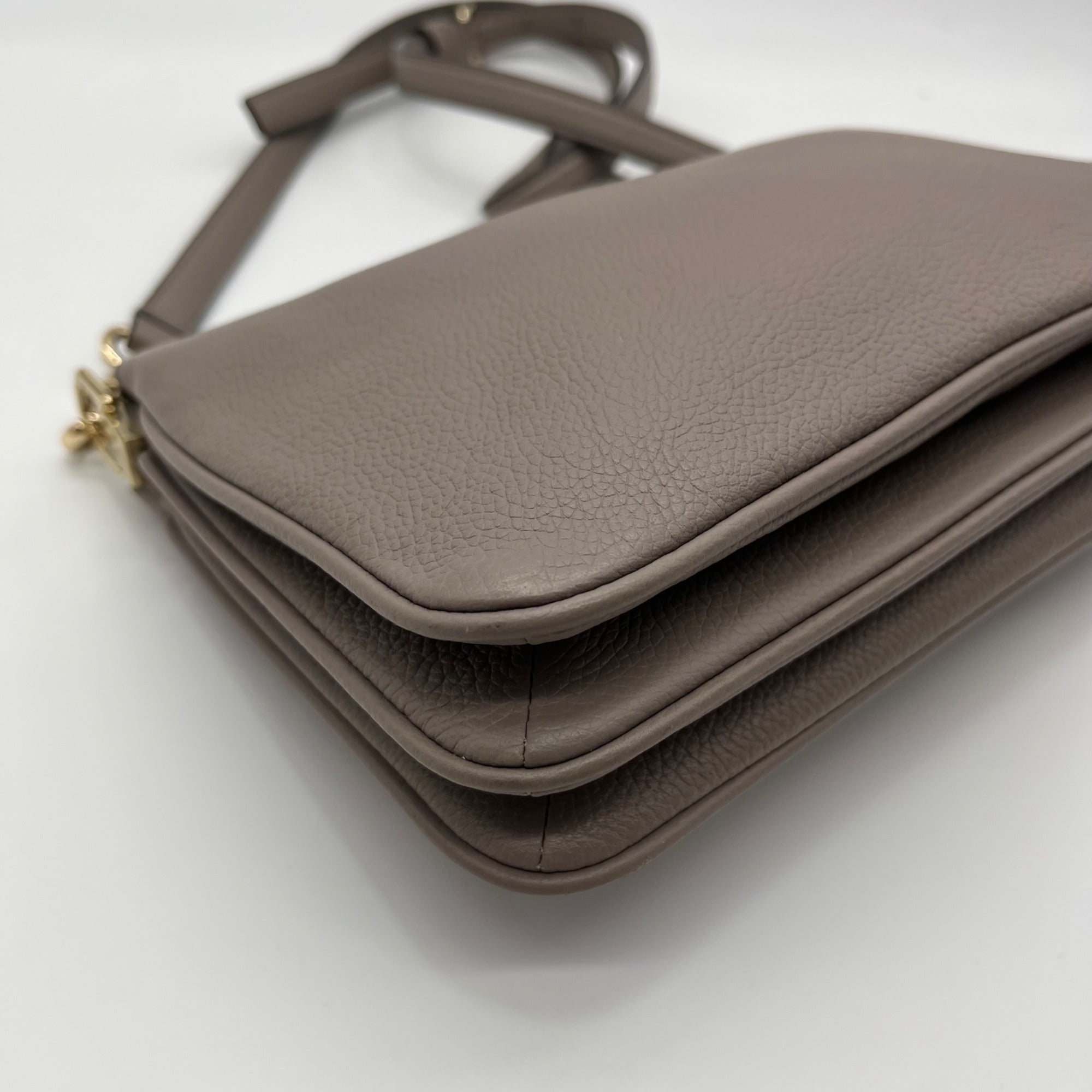 Kate Spade Gray Pebbled Leather Mulberry Street Madeline Crossbody Bag