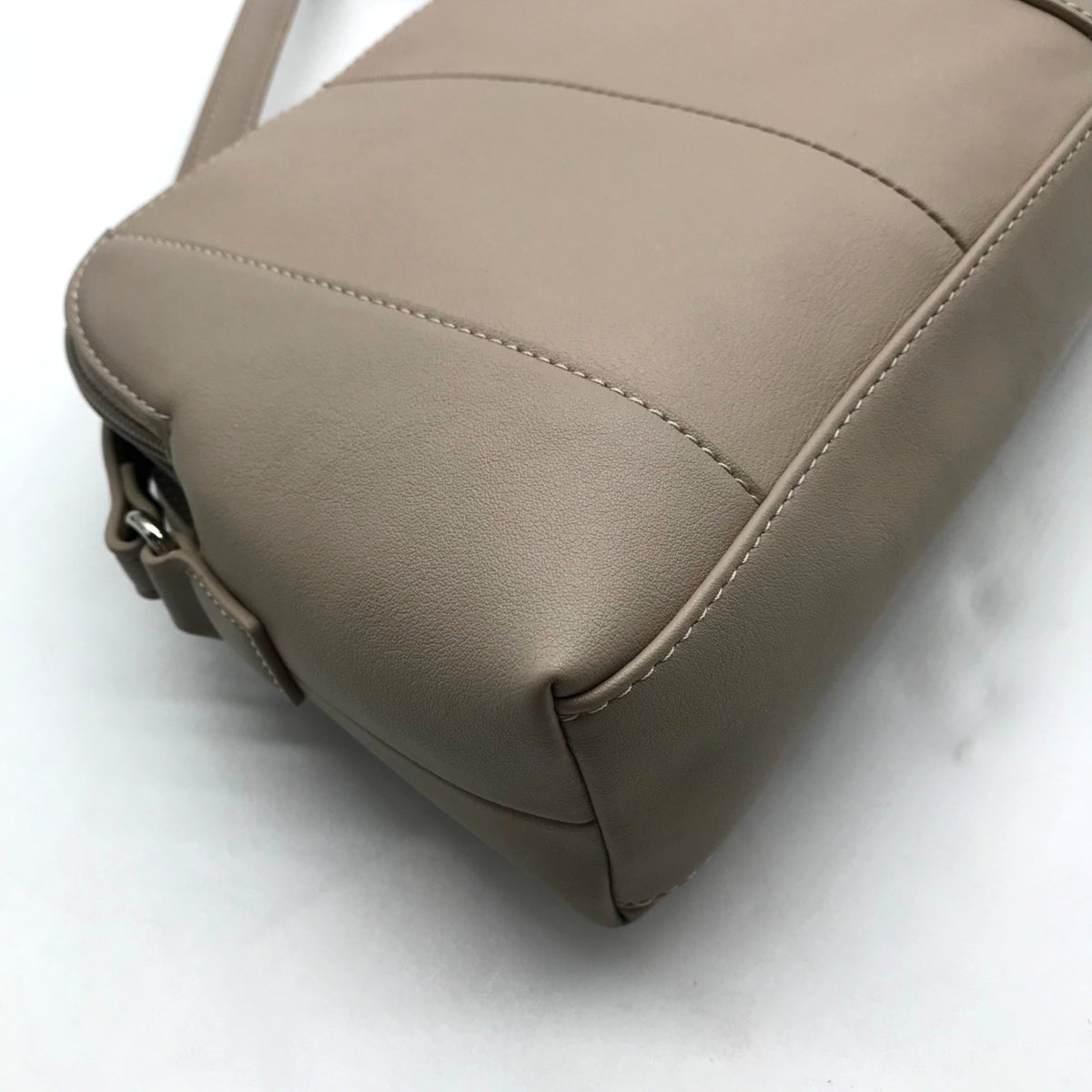 Giani Bernini Beige Faux Leather Crossbody Bag