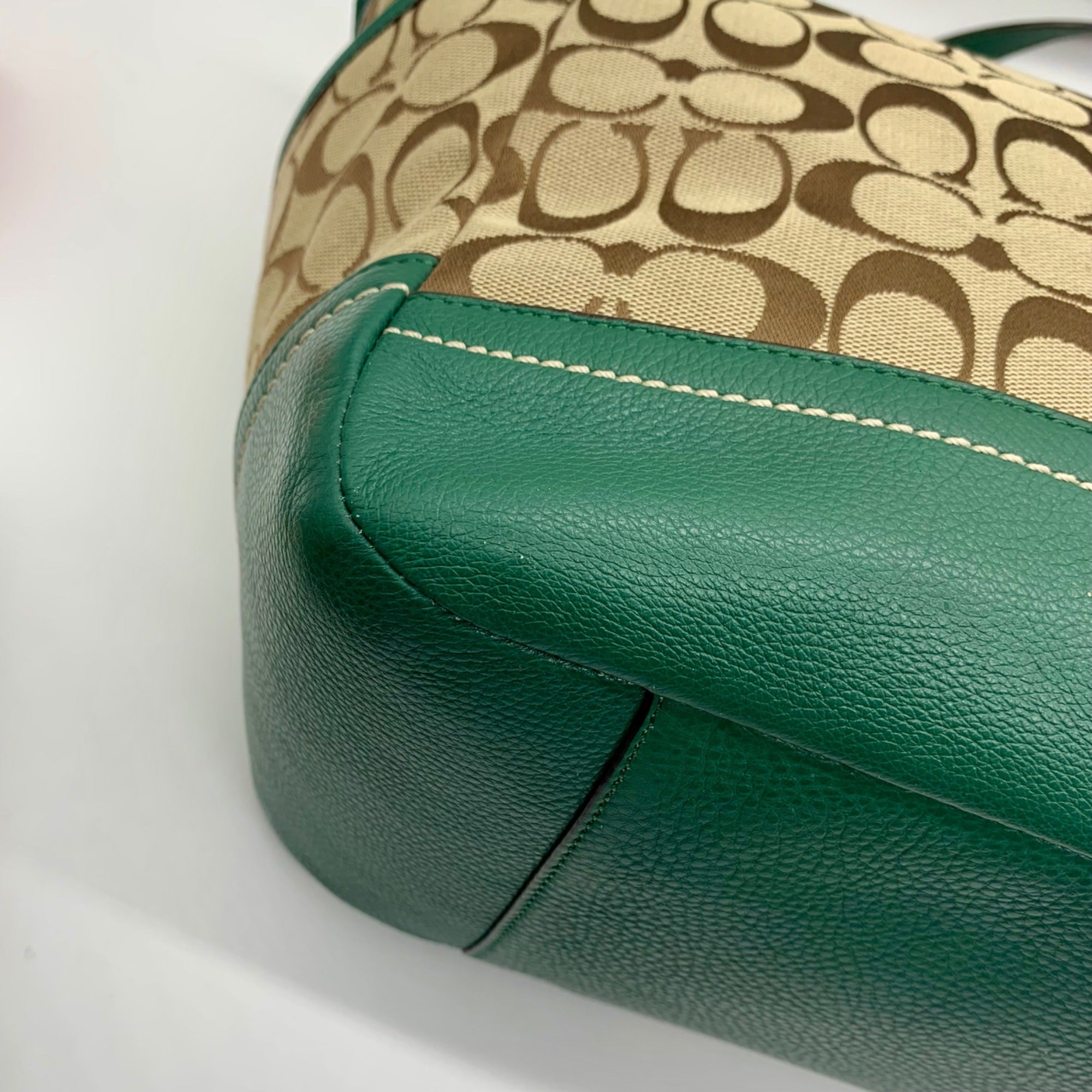 Coach Park Green Canvas Park Signature Carrie Tote