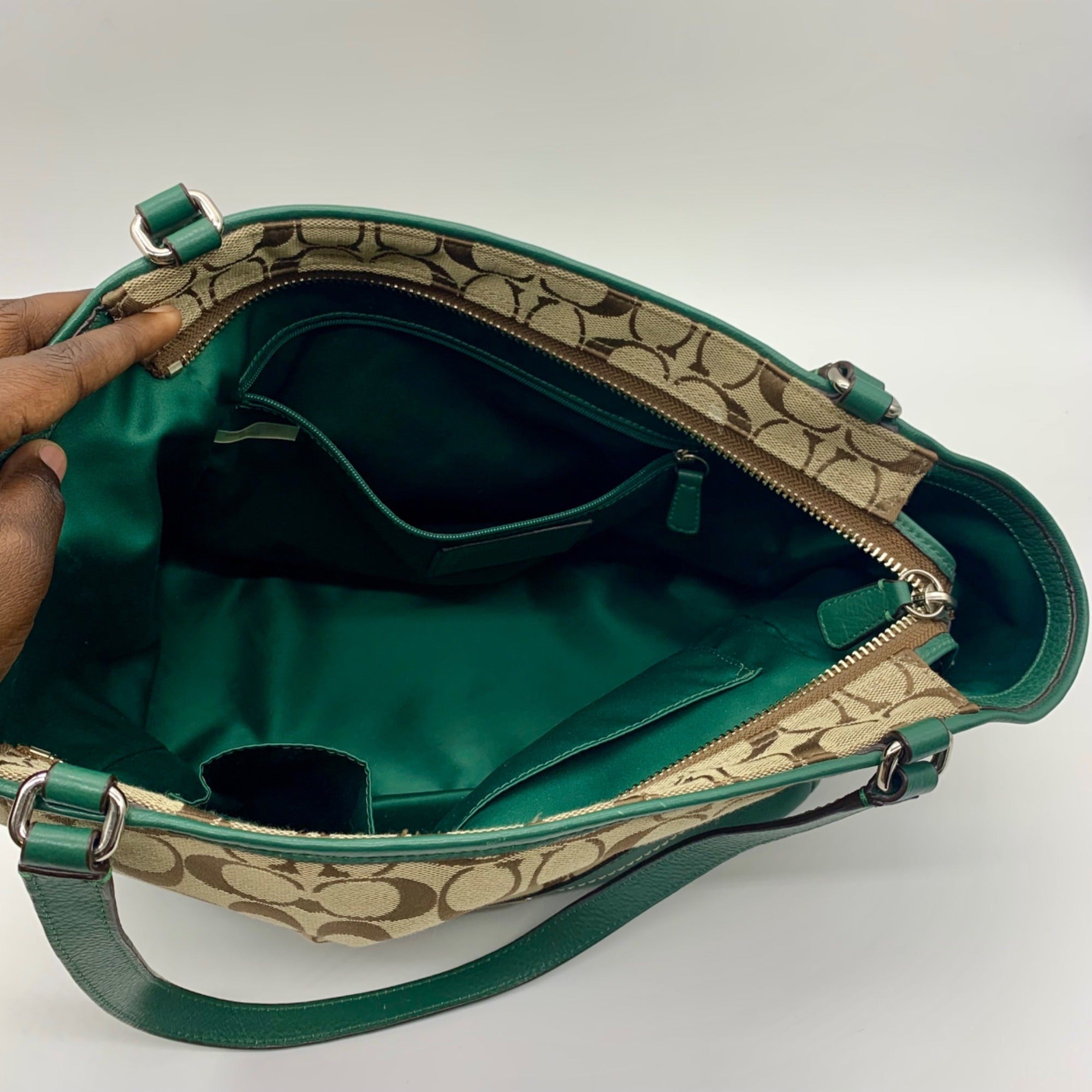 Coach Park Green Canvas Park Signature Carrie Tote