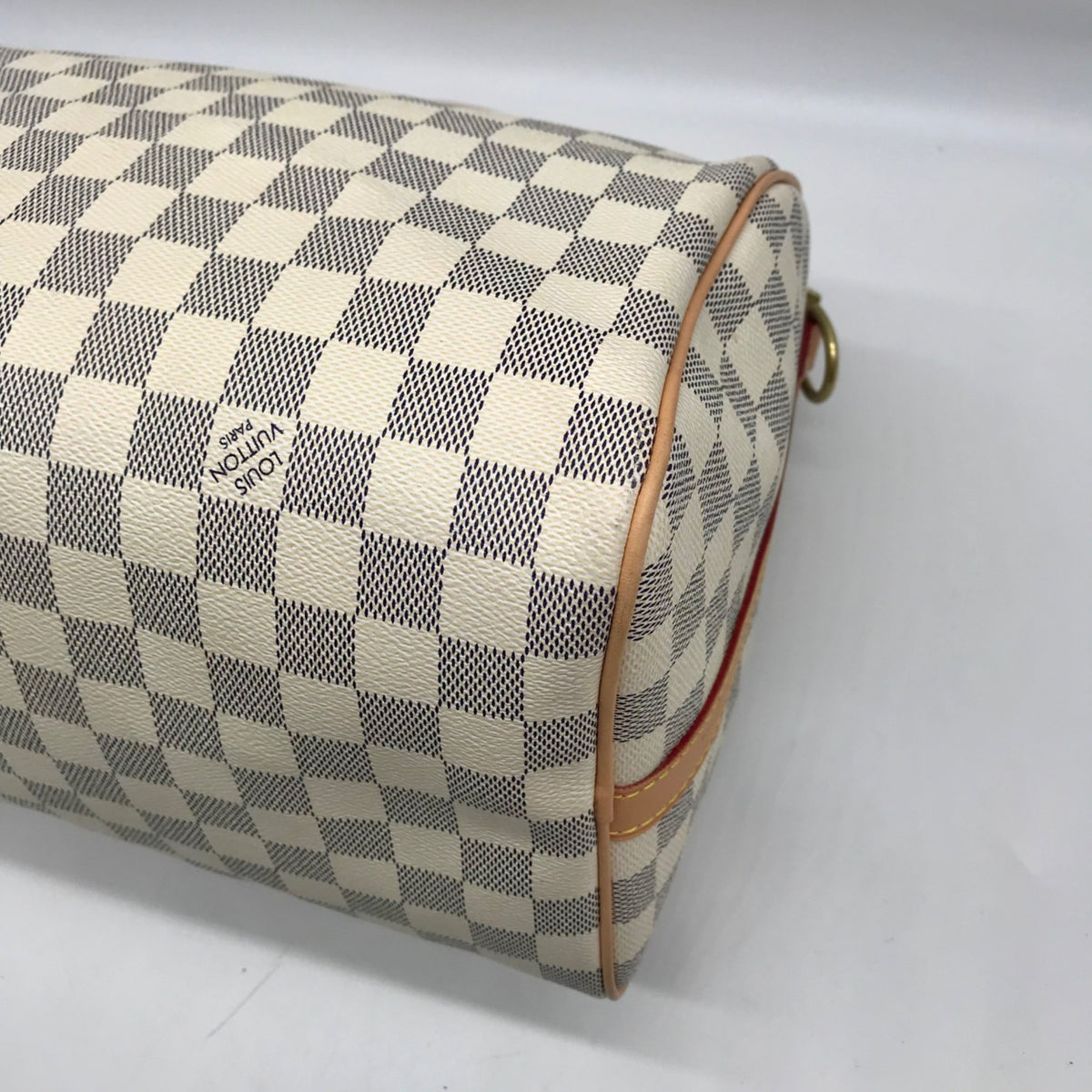 Louis Vuitton White Leather Speedy Bandouliere 30 Shoulder Bag