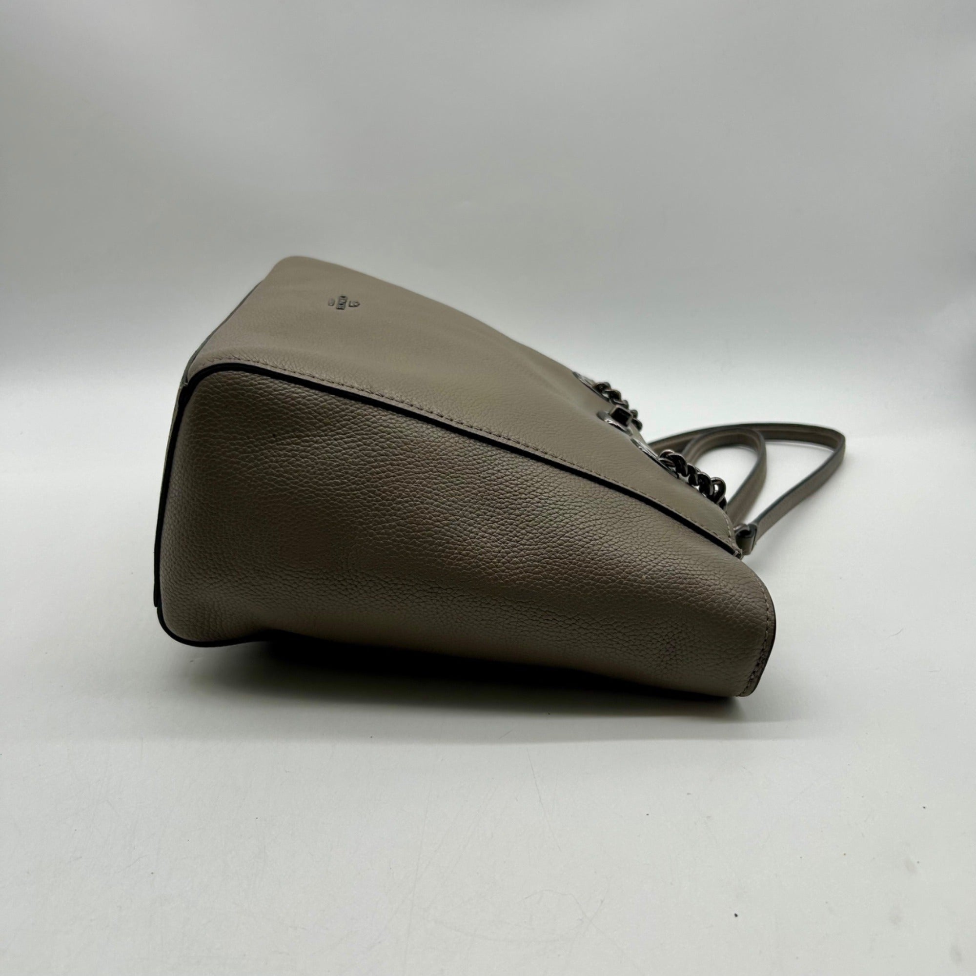Coach Soft Grey Turn-lock Chain Tote Bag 57107