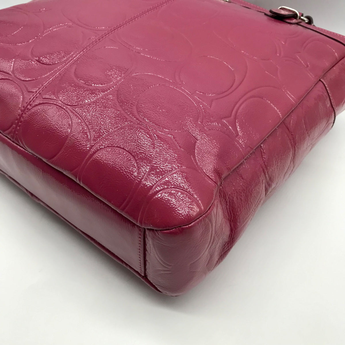 Coach Purple Patent Leather Gallery Embossed Tote Bag F19818