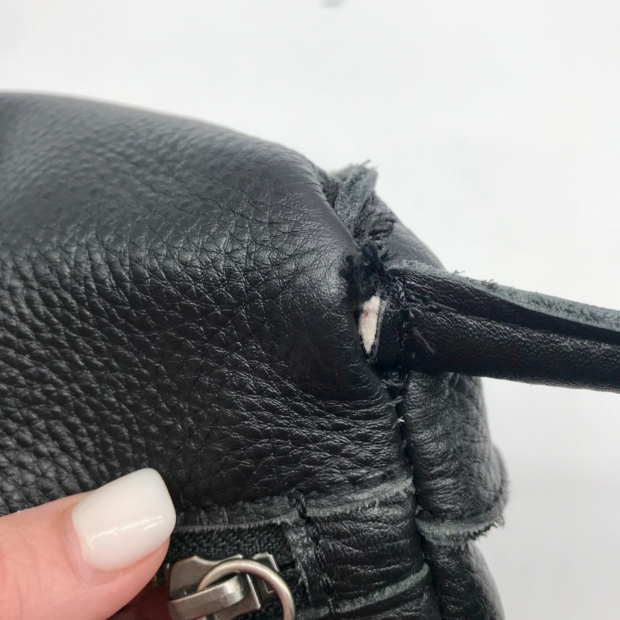 The Sak Black Pebbled Leather Medium Los Feliz Hobo Bag