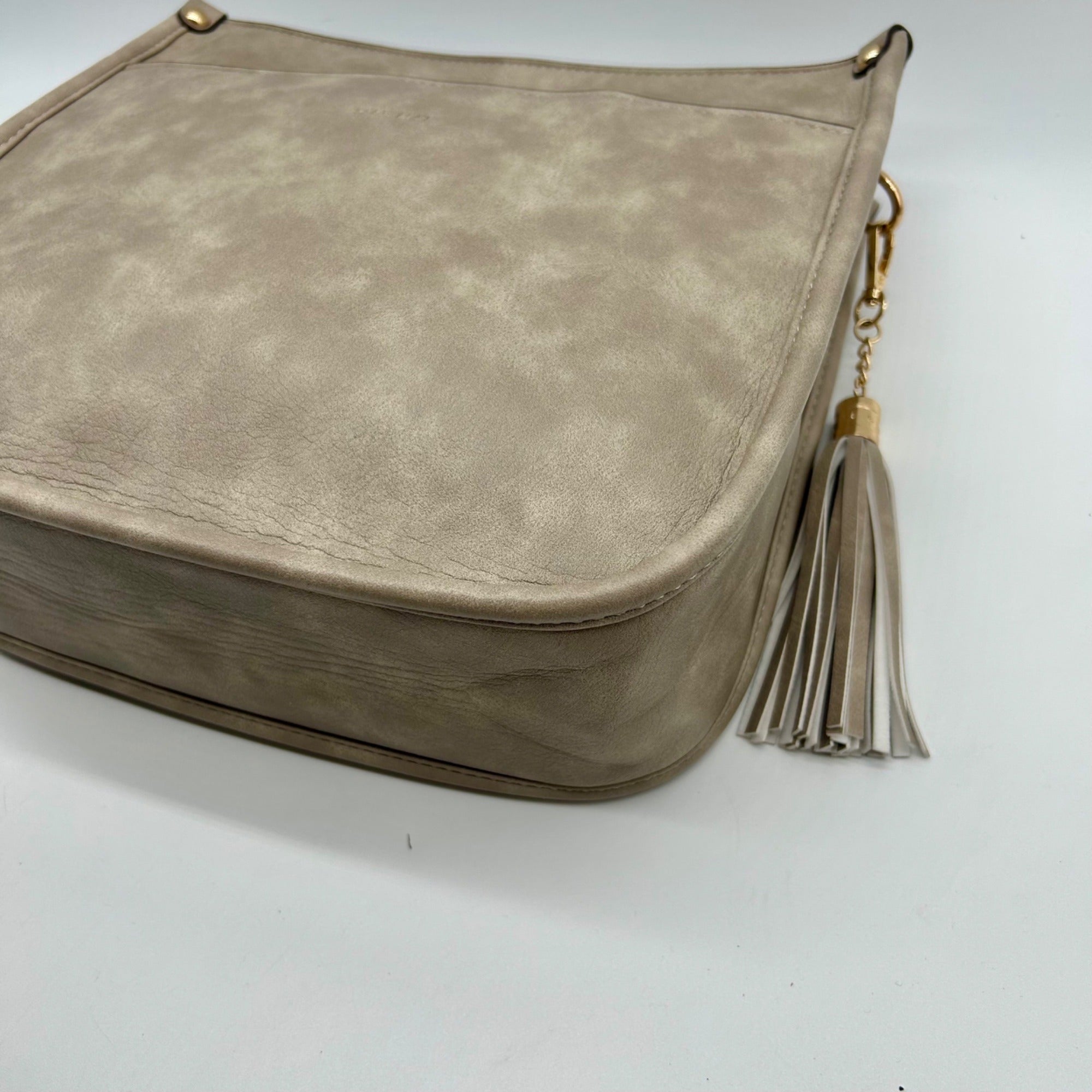 HKCLUF Vegan Leather Hobo Crossbody Bag