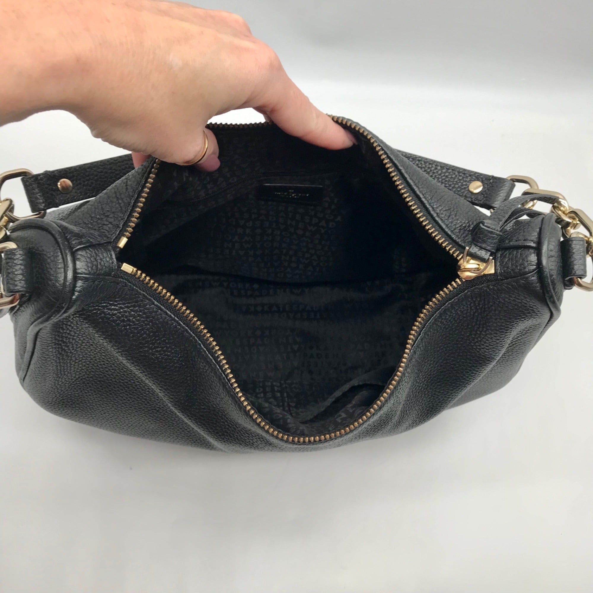 Kate Spade Black Pebbled Leather Mulberry Street Vivian Shoulder Bag